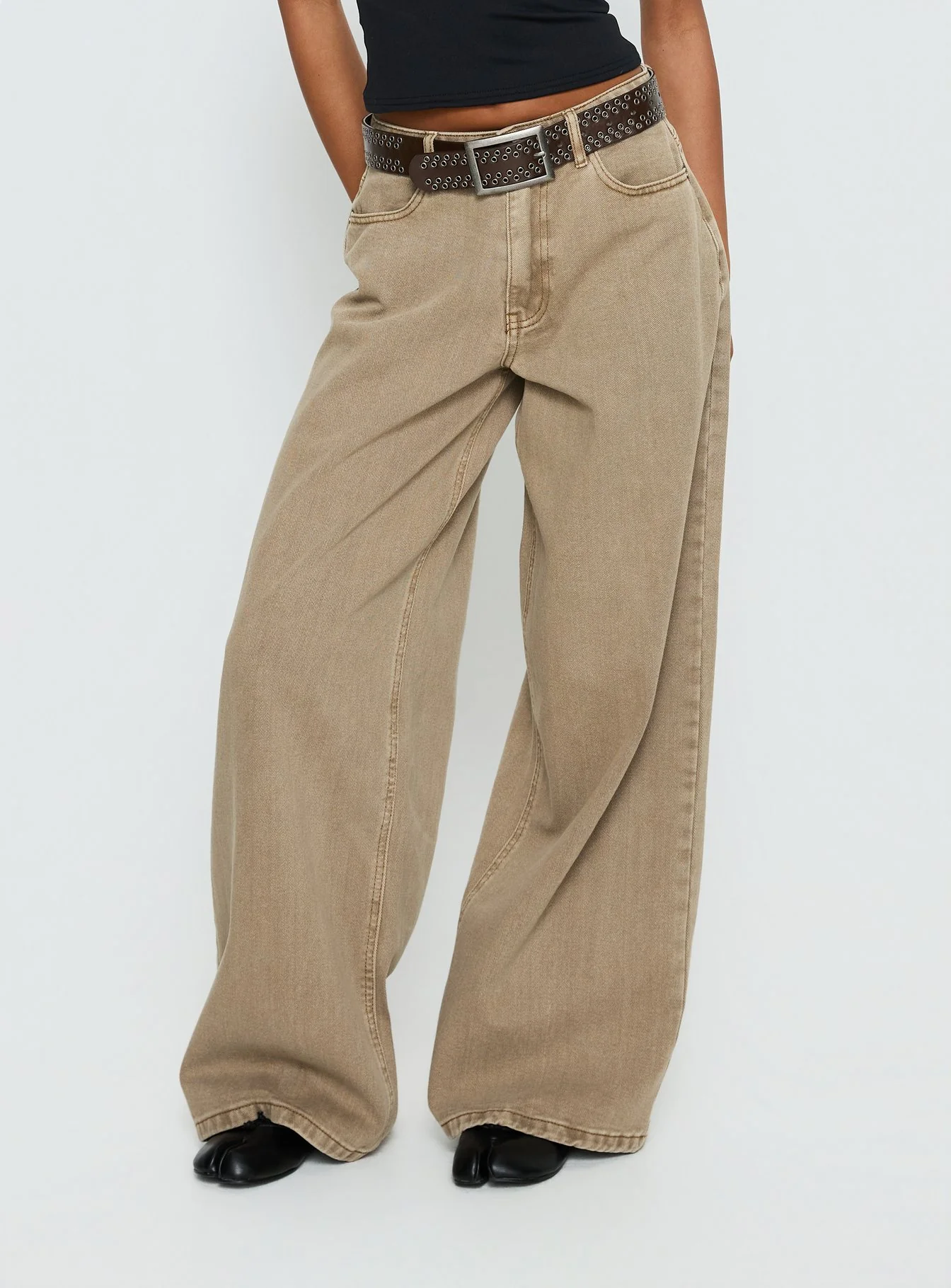 Naylor Mid Rise Wide Leg Jeans Light Brown Wash - Image 2
