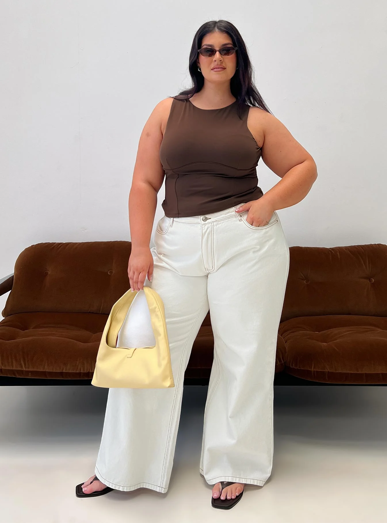 Naylor Mid Rise Wide Leg Jeans Cream Curve - Image 8
