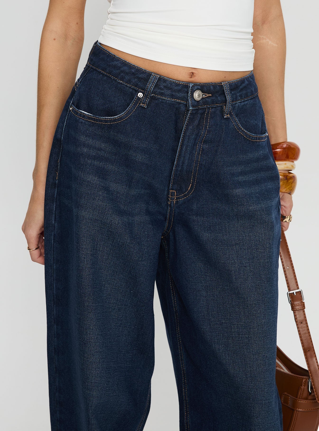 Naylor Mid Rise Wide Leg Jeans Mid Blue Denim - Image 7
