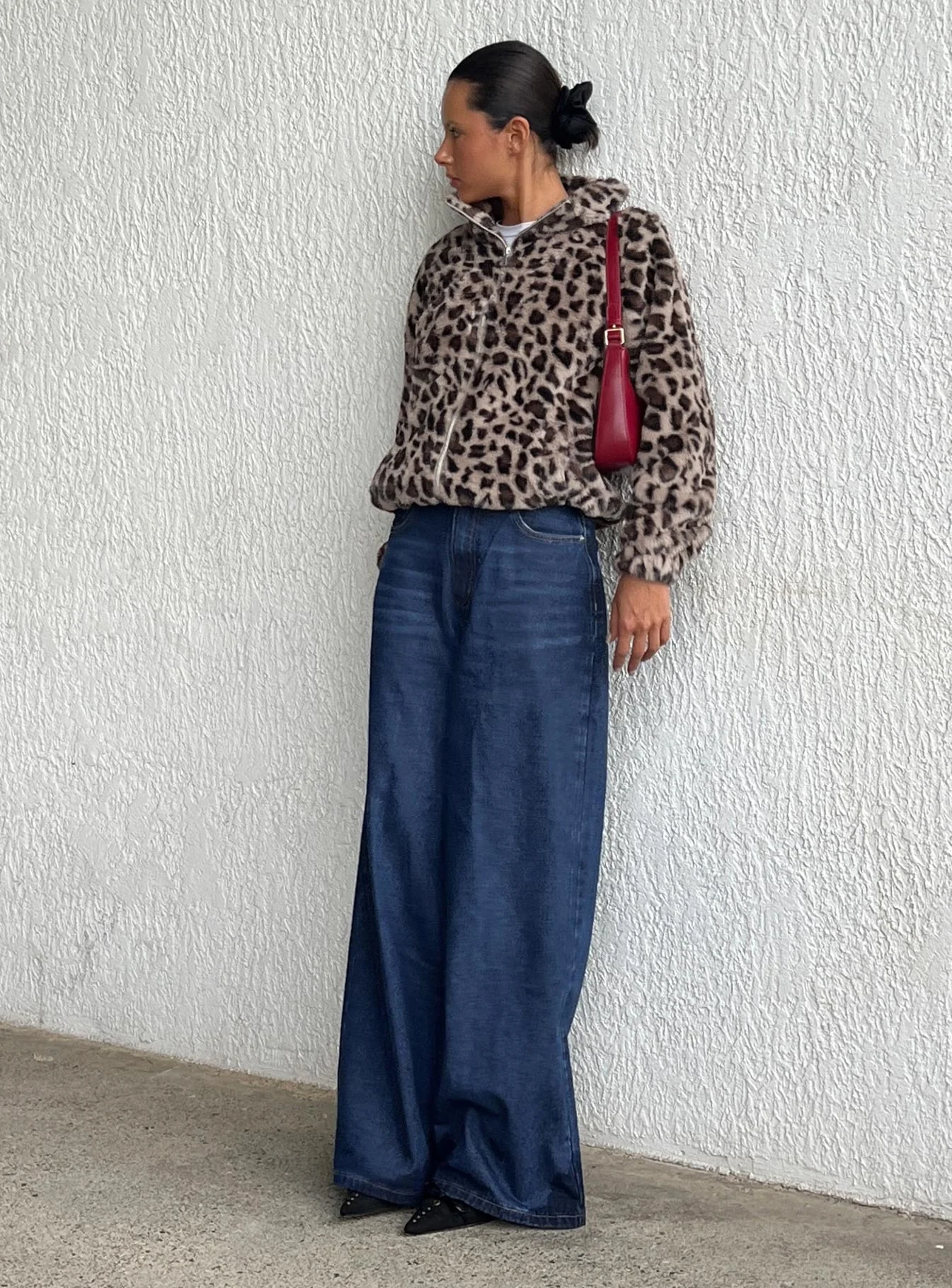 Naylor Mid Rise Wide Leg Jeans Mid Blue Denim Tall - Image 11