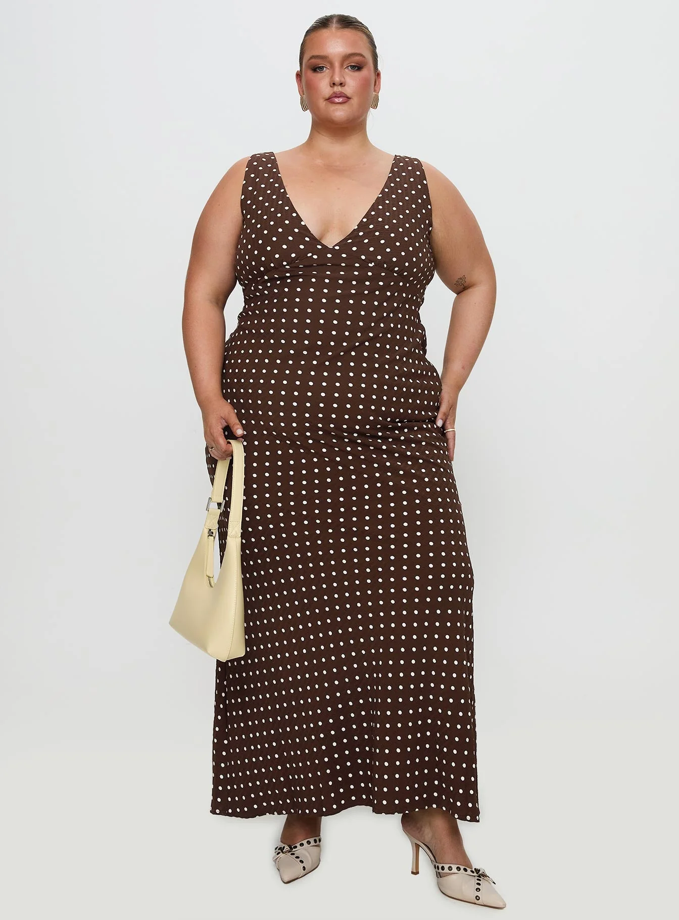 Nellie Maxi Dress Brown Polka Dot Curve - Image 3