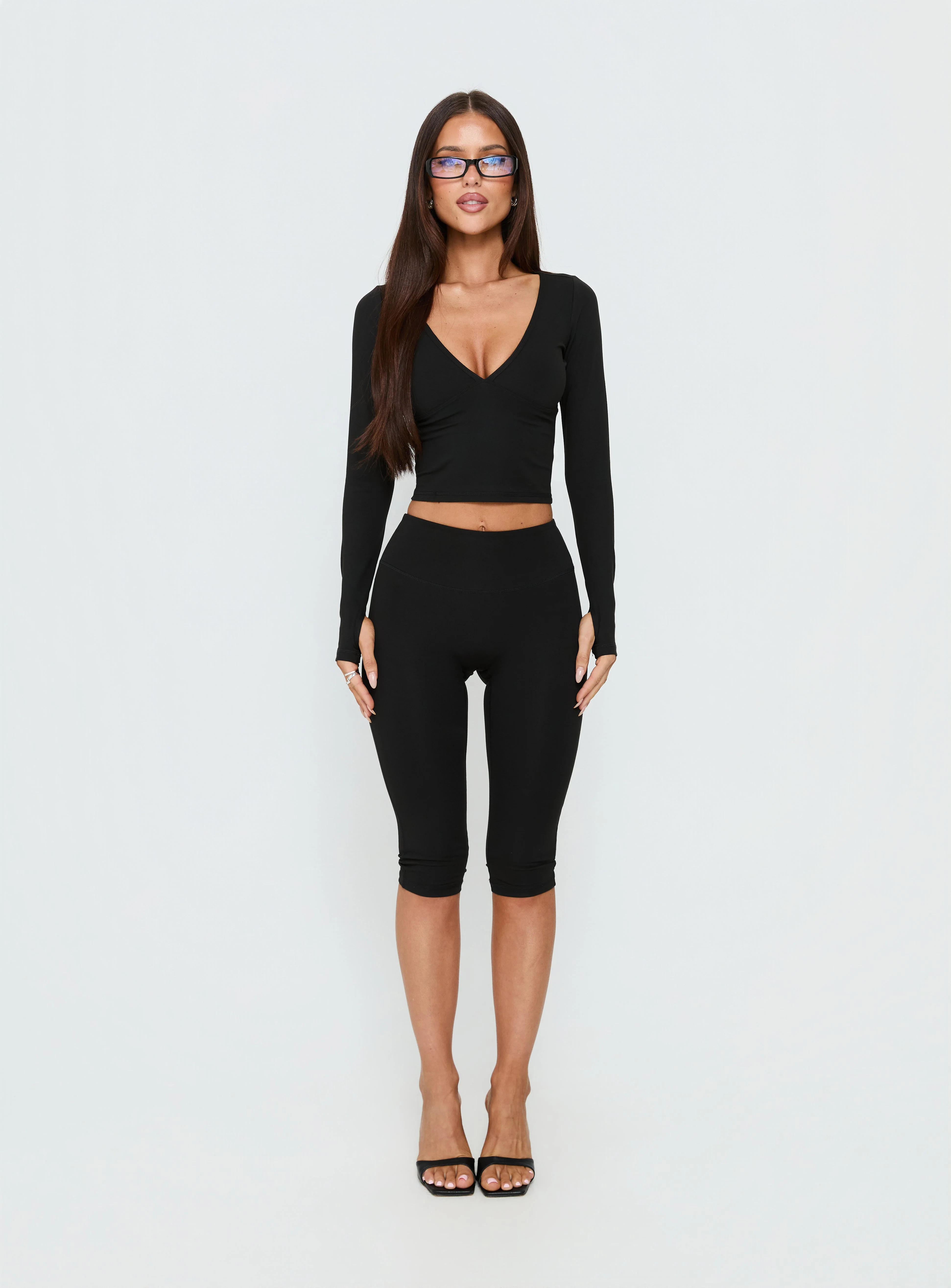 New Horizons Long Sleeve V Neck Top Black - Image 8