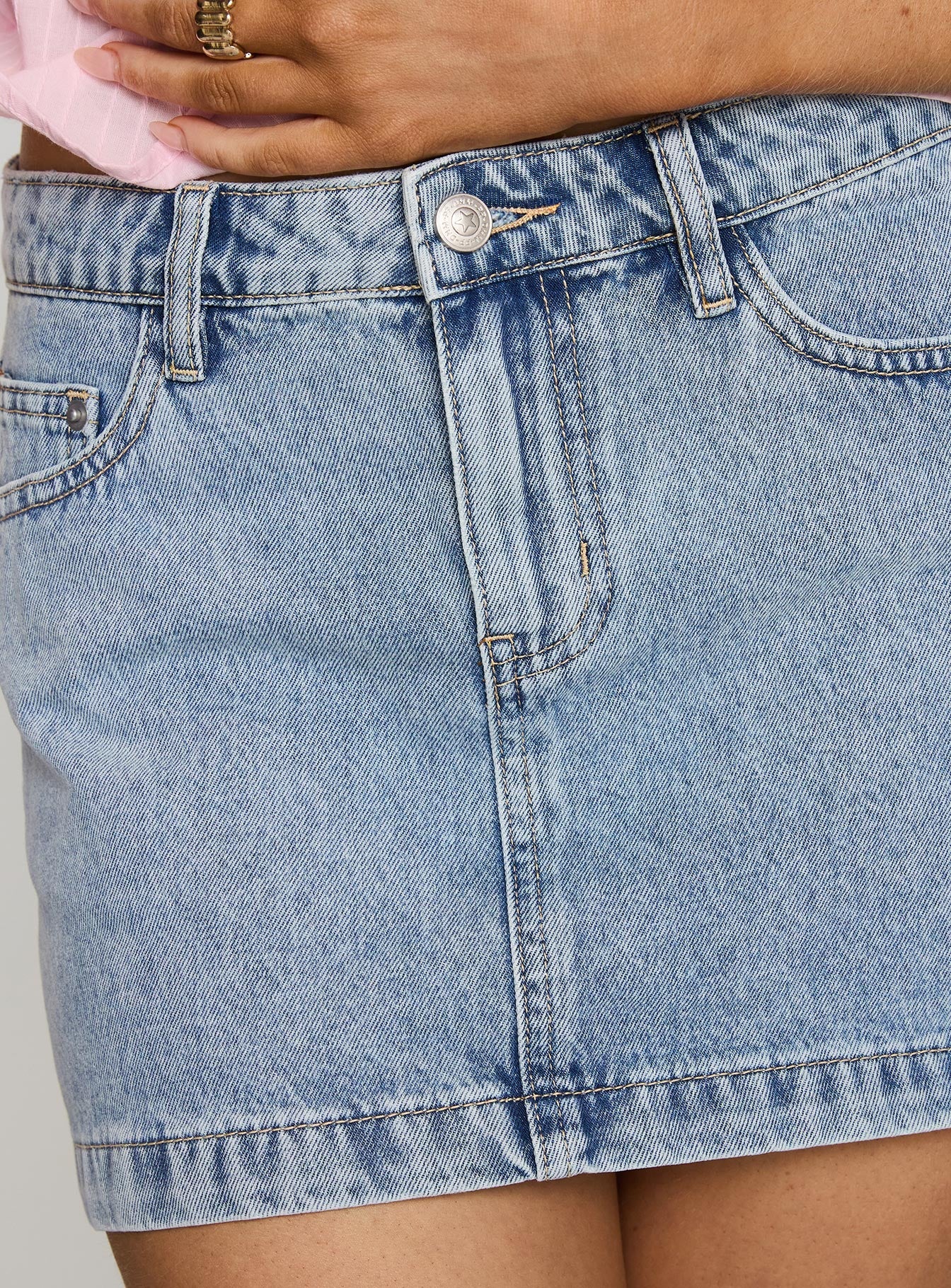 Nickei Denim Mini Skirt Light Wash Petite - Image 6