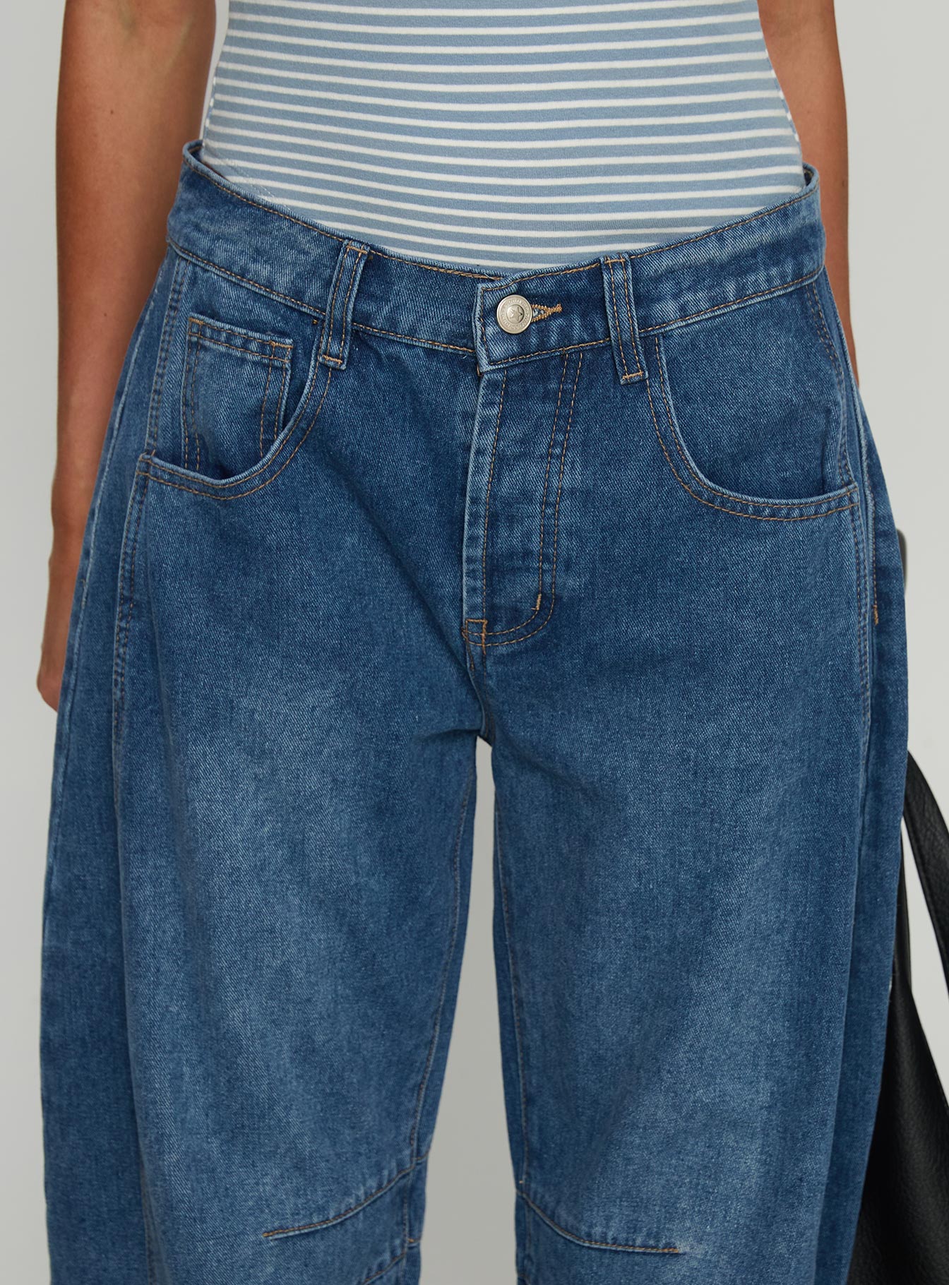 Normana Mid Rise Cropped Barrel Jeans Mid Blue Wash - Image 7