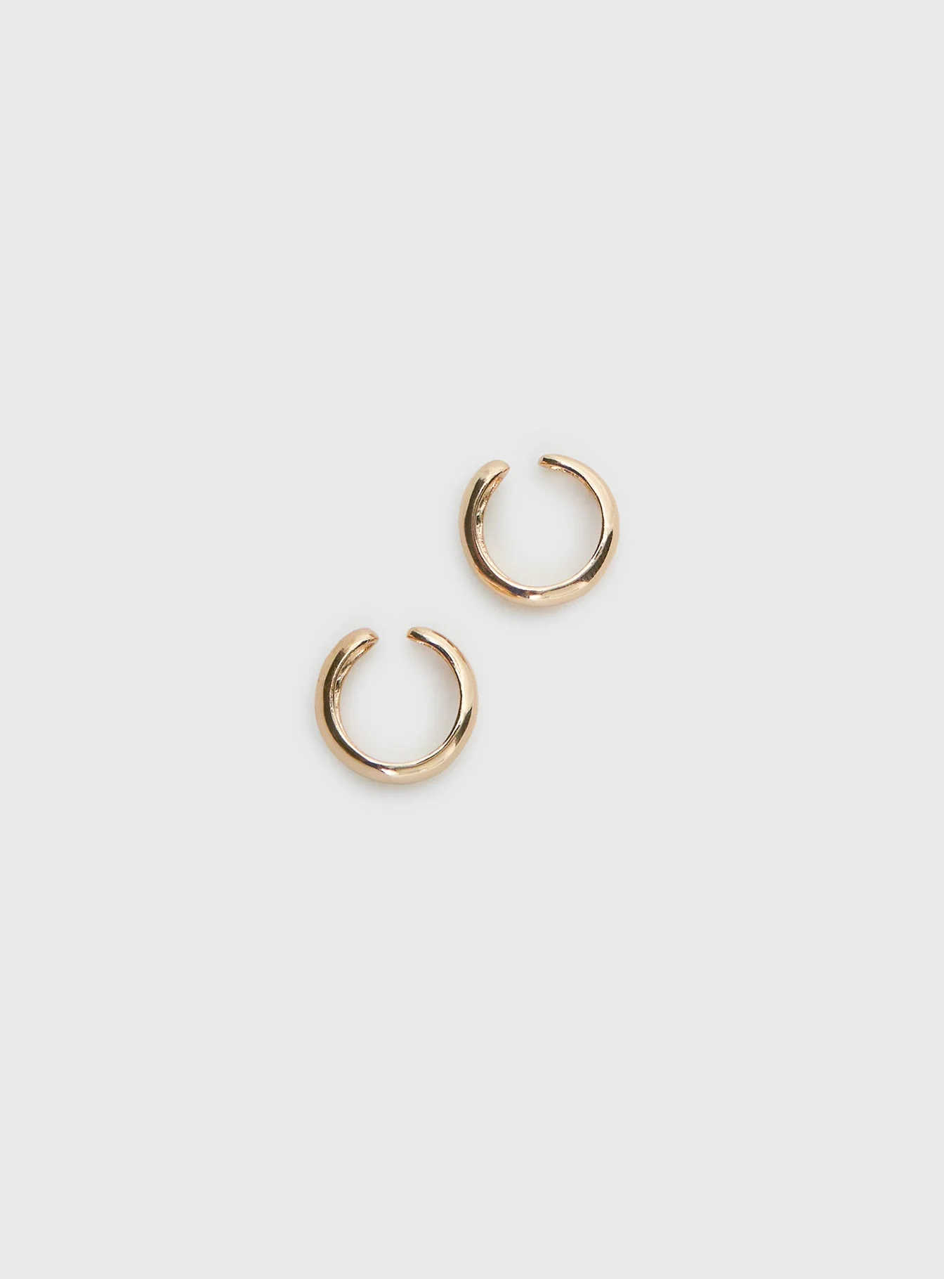 Orellia Ear Cuff Gold - Image 3