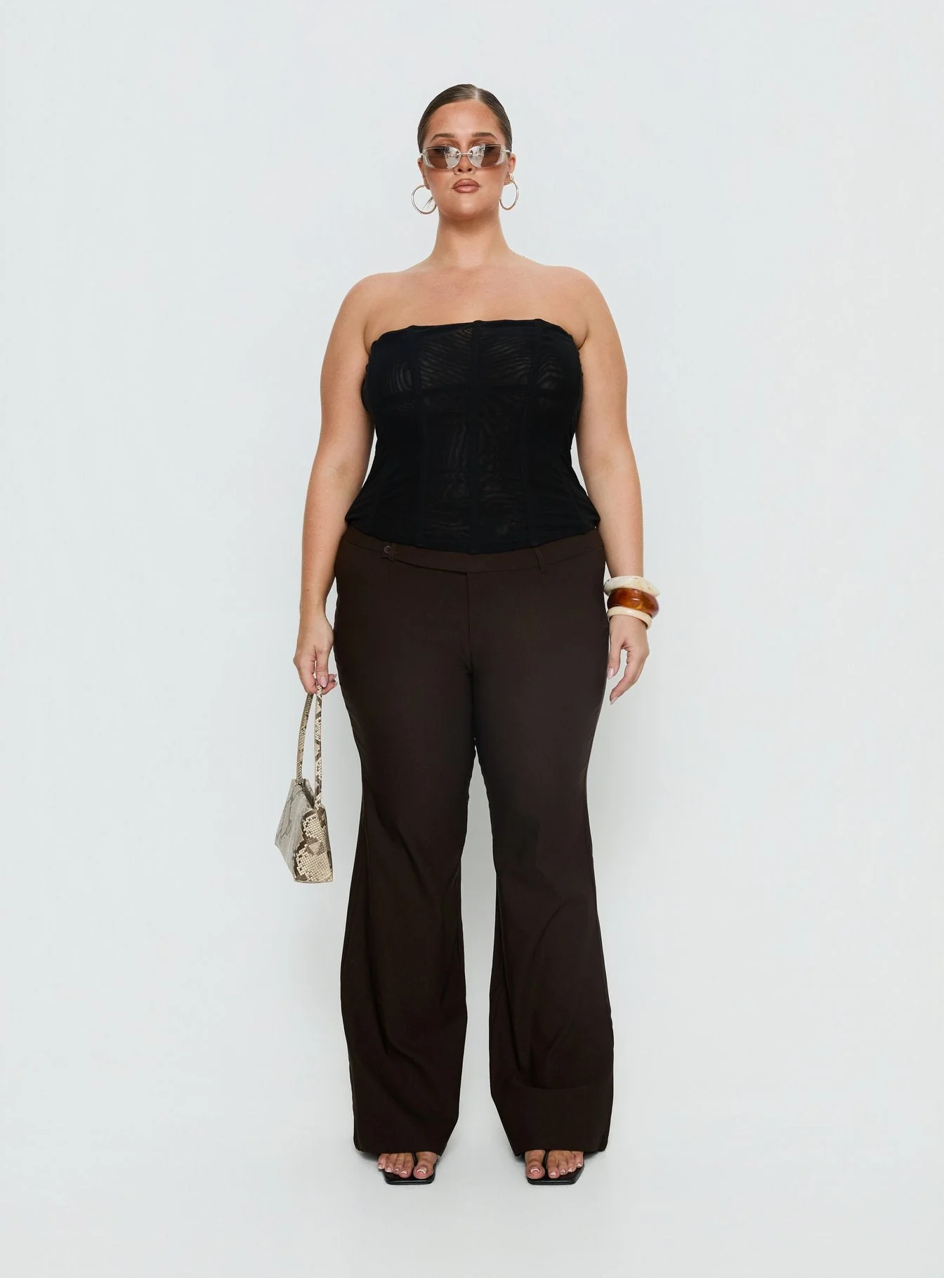 Oscuro Longline Mesh Corset Top Black Curve - Image 7