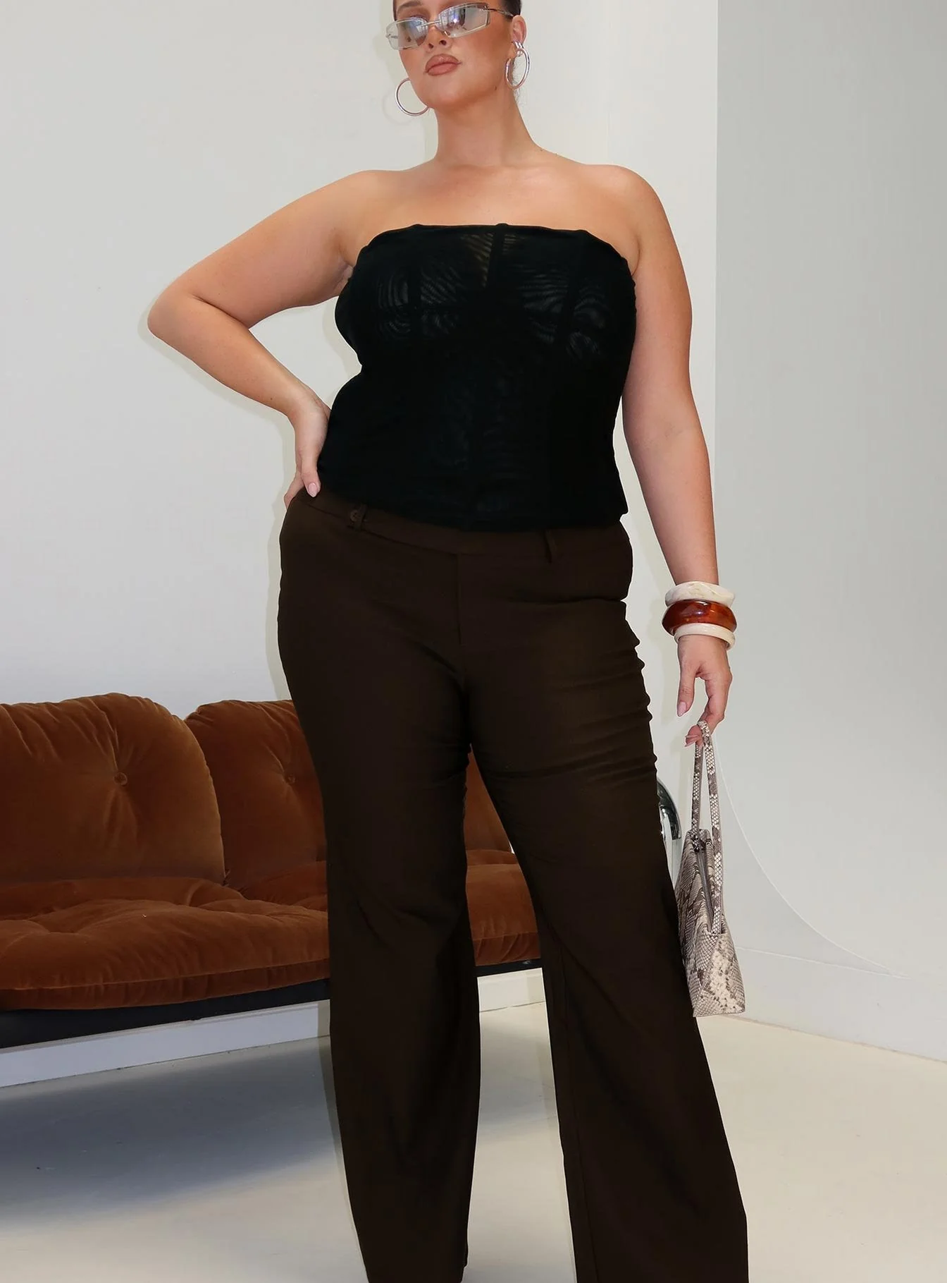 Oscuro Longline Mesh Corset Top Black Curve - Image 8