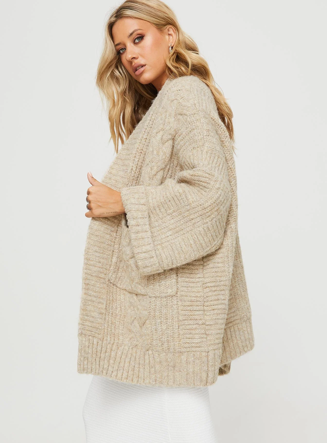 Paisleigh Cable Knit Cardigan Beige - Image 4