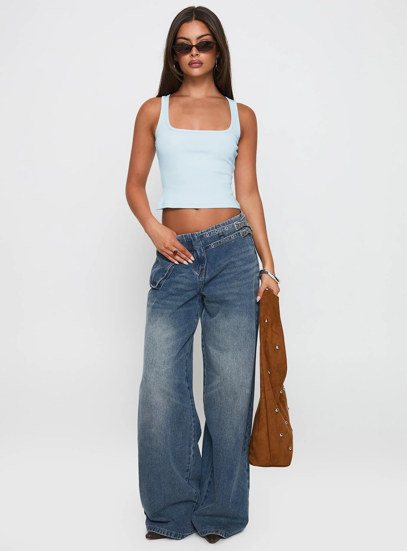 Paltrow Mid Rise Wide Leg Cargo Jeans Mid Blue Wash - Image 2