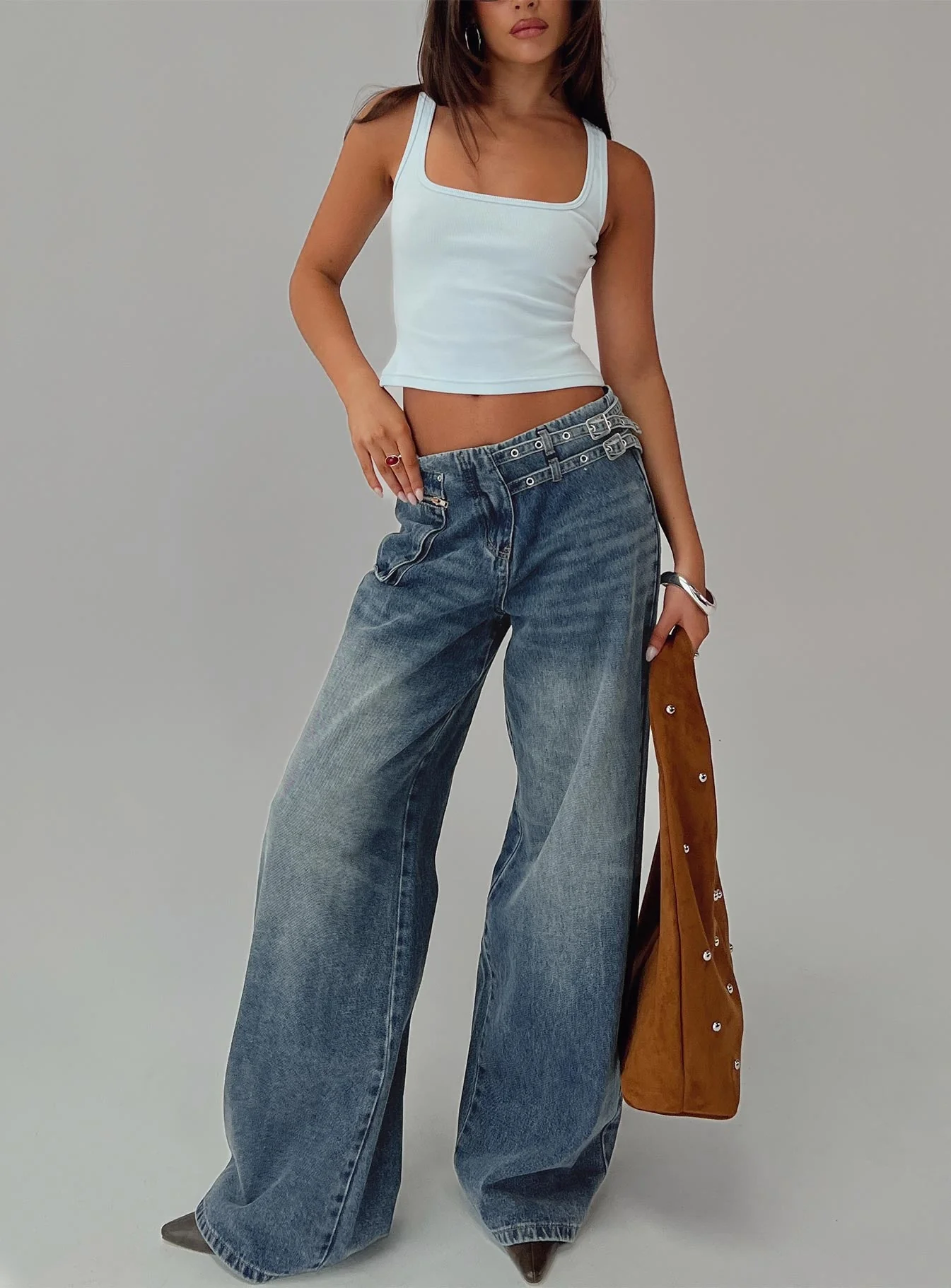 Paltrow Mid Rise Wide Leg Cargo Jeans Mid Blue Wash Petite - Image 8