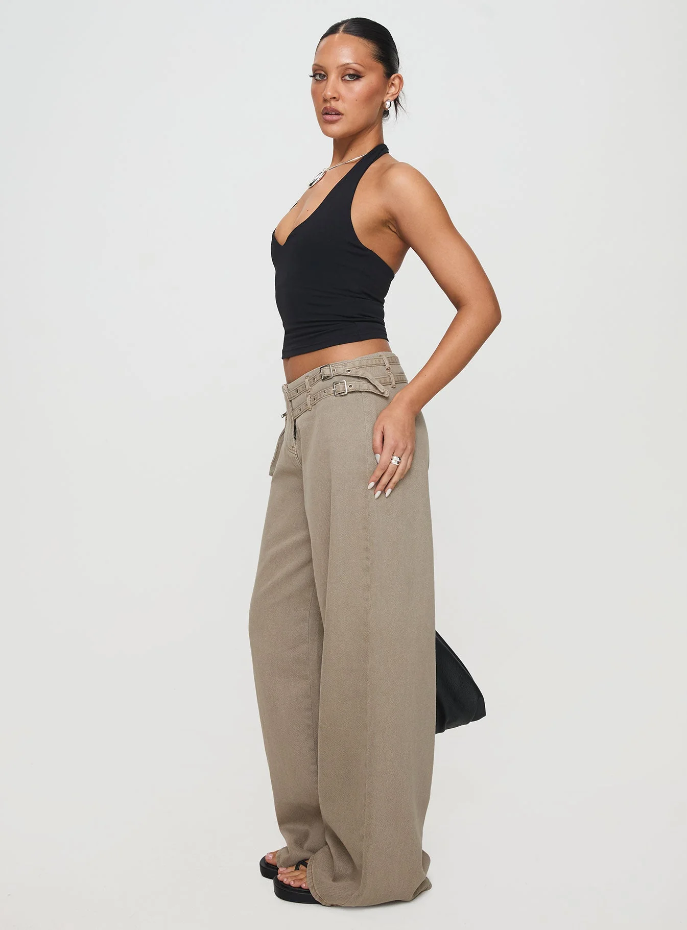 Paltrow Mid Rise Wide Leg Cargo Jeans Washed Brown Petite - Image 4