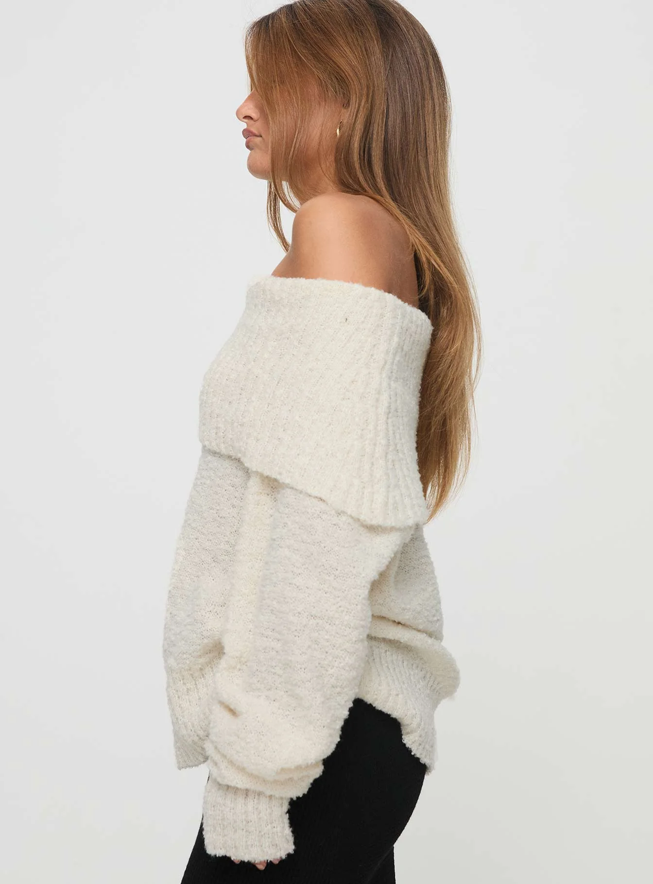 Parkley Boucle Off The Shoulder Sweater Cream - Image 4