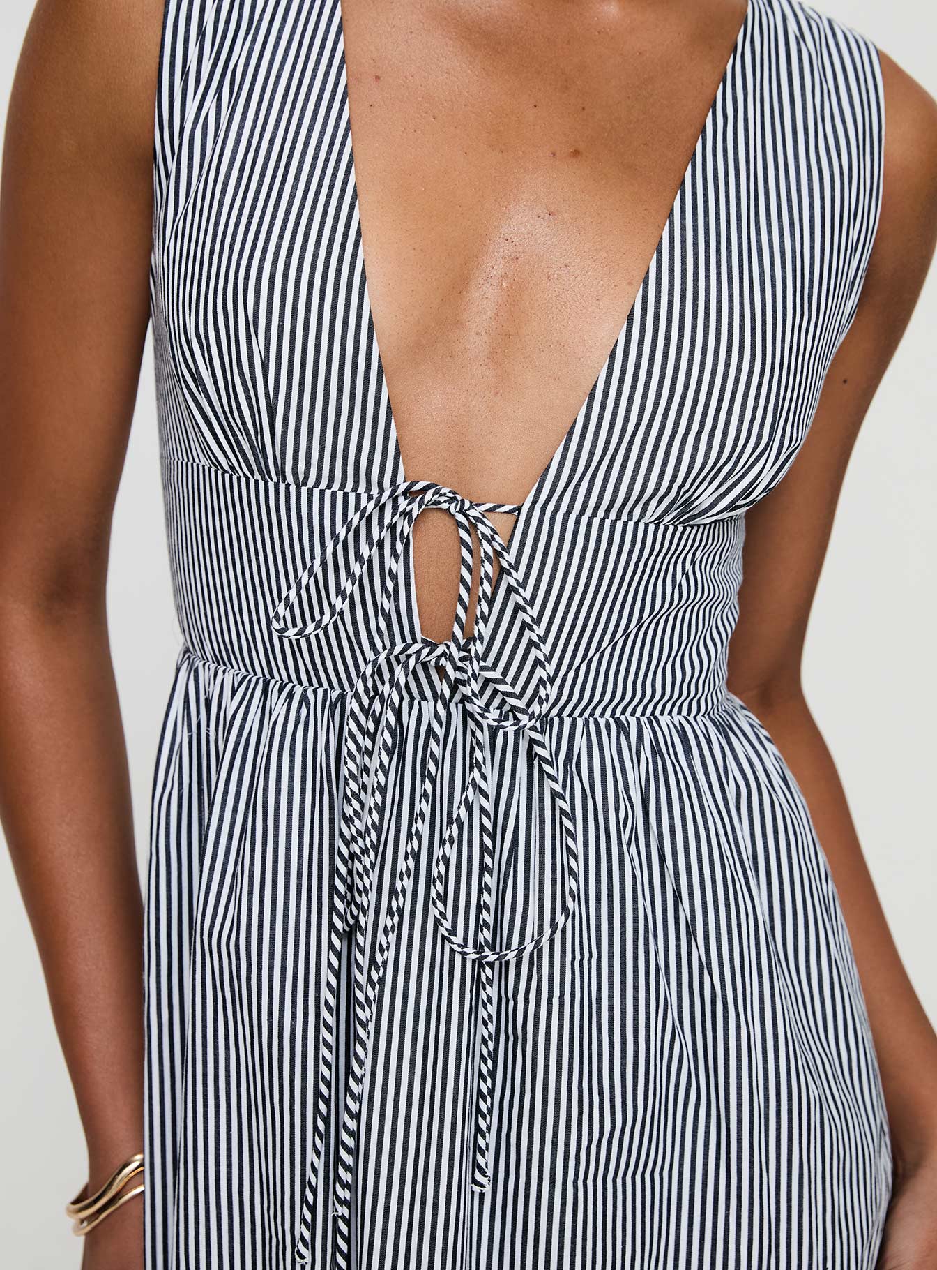 Pokey Maxi Dress Black / White Stripe Petite - Image 6