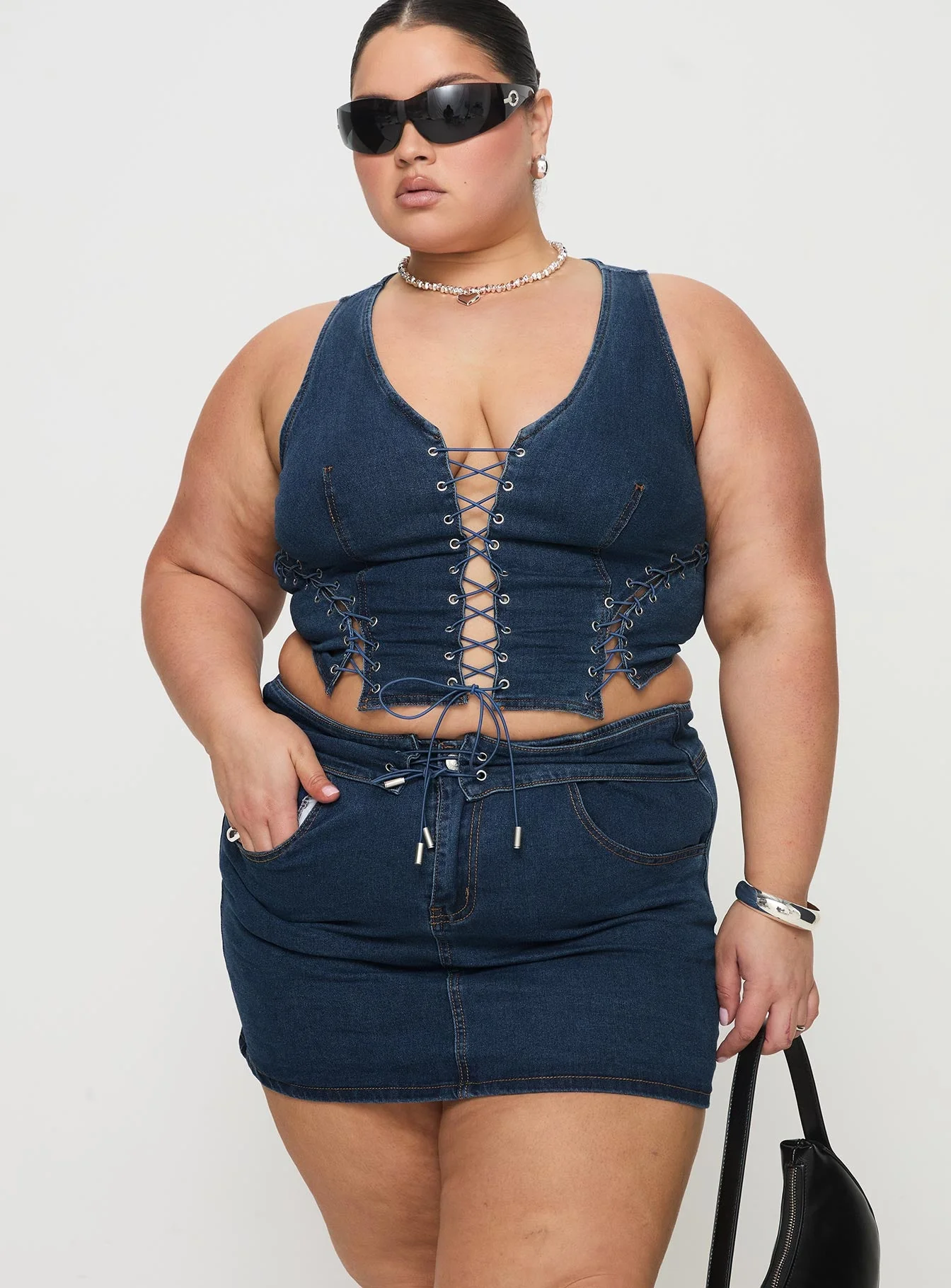 Popular Low Rise Mini Skirt Mid Blue Wash Curve - Image 2
