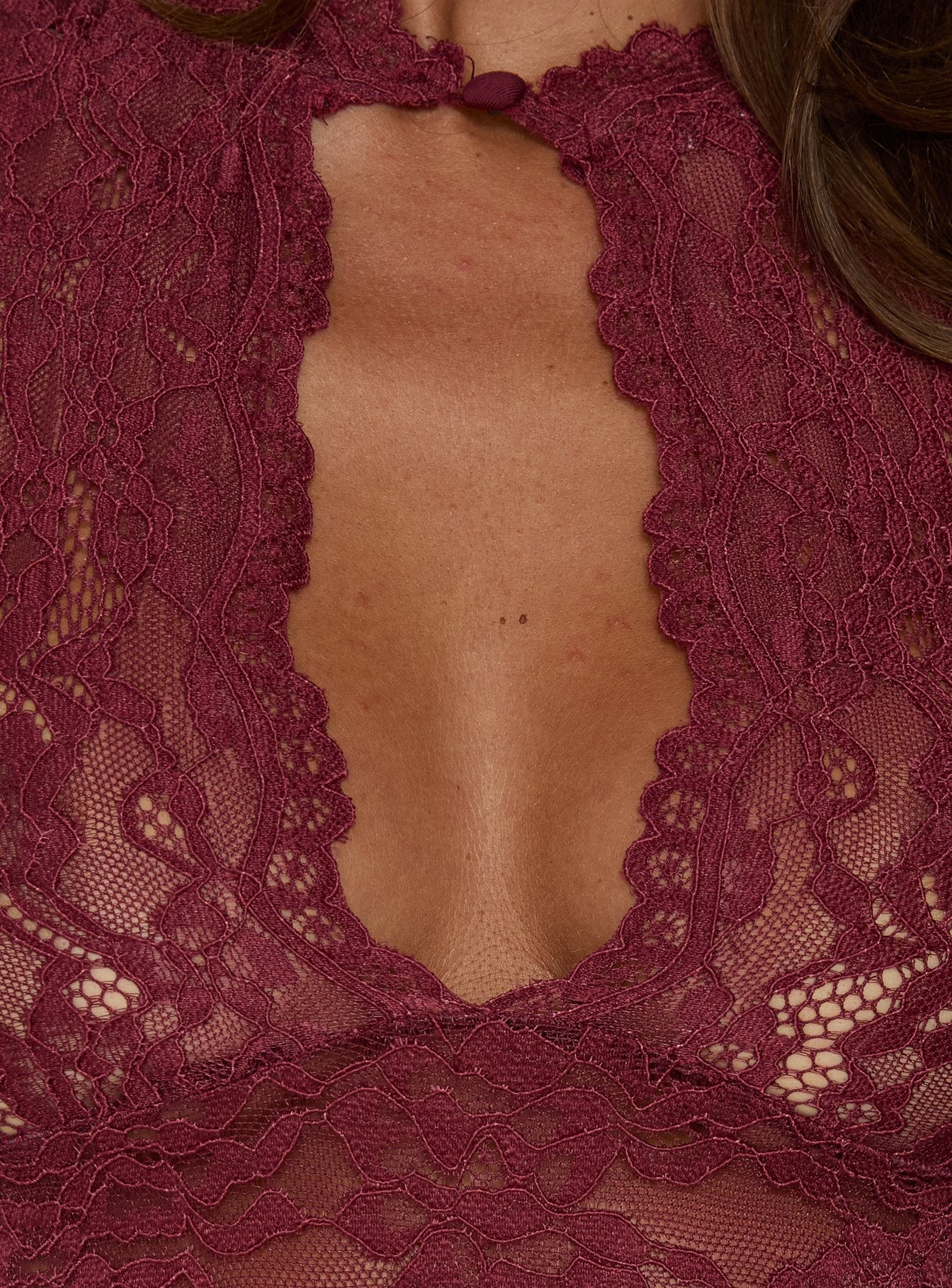 Quinbie Lace Mini Dress Burgundy - Image 6