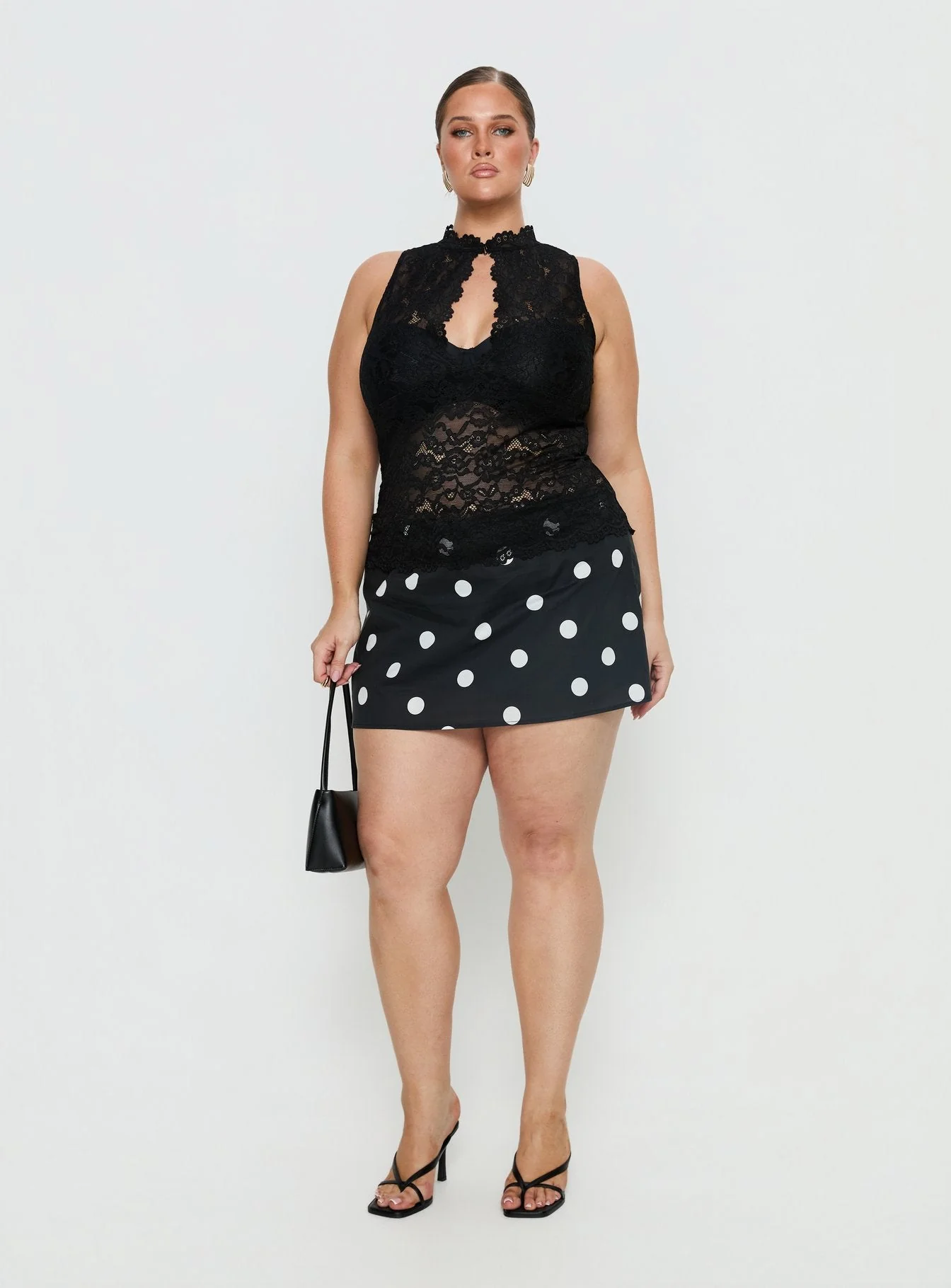 Quinbie Lace Sleeveless Top Black Curve - Image 3