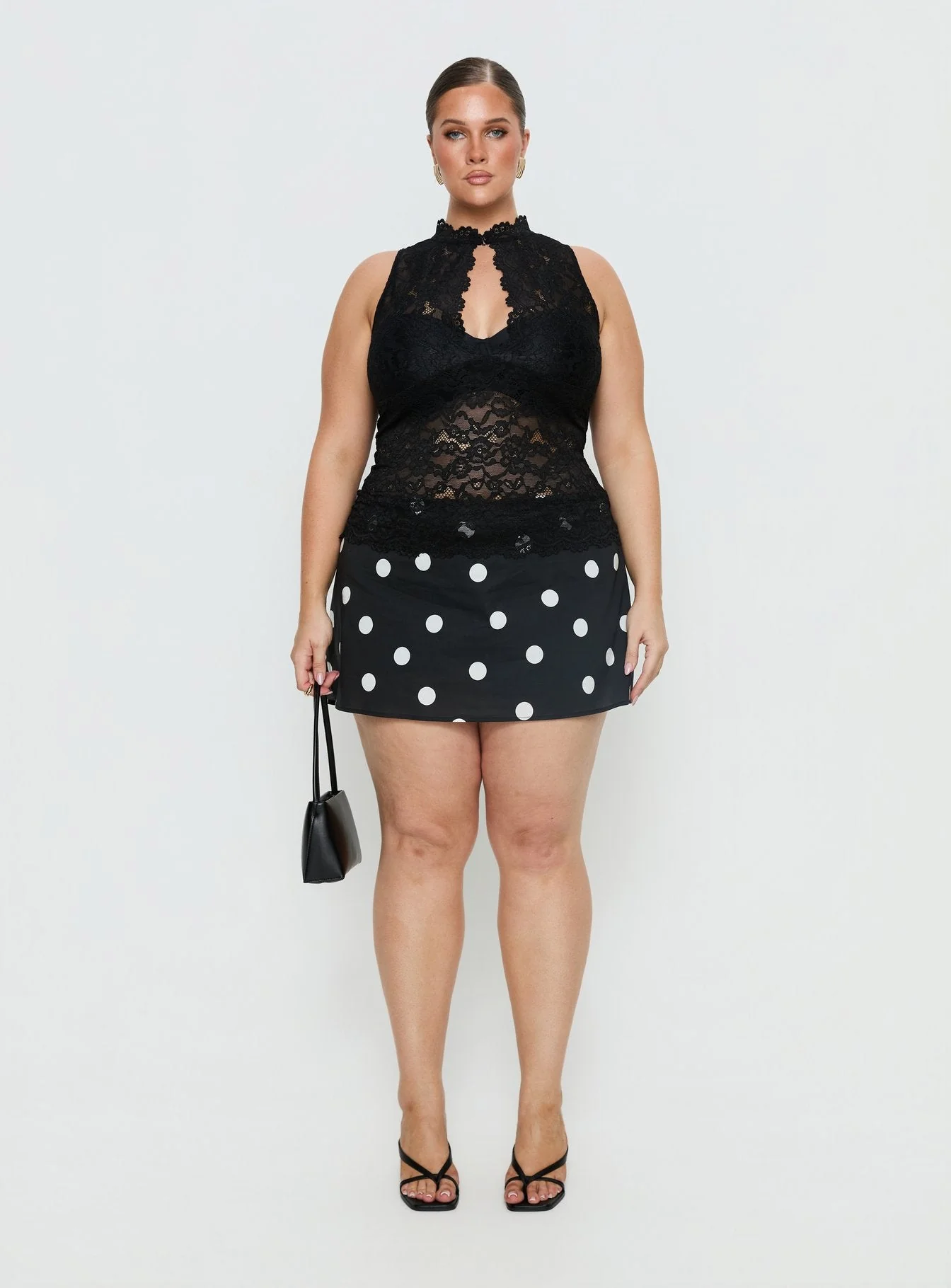 Quinbie Lace Sleeveless Top Black Curve - Image 7