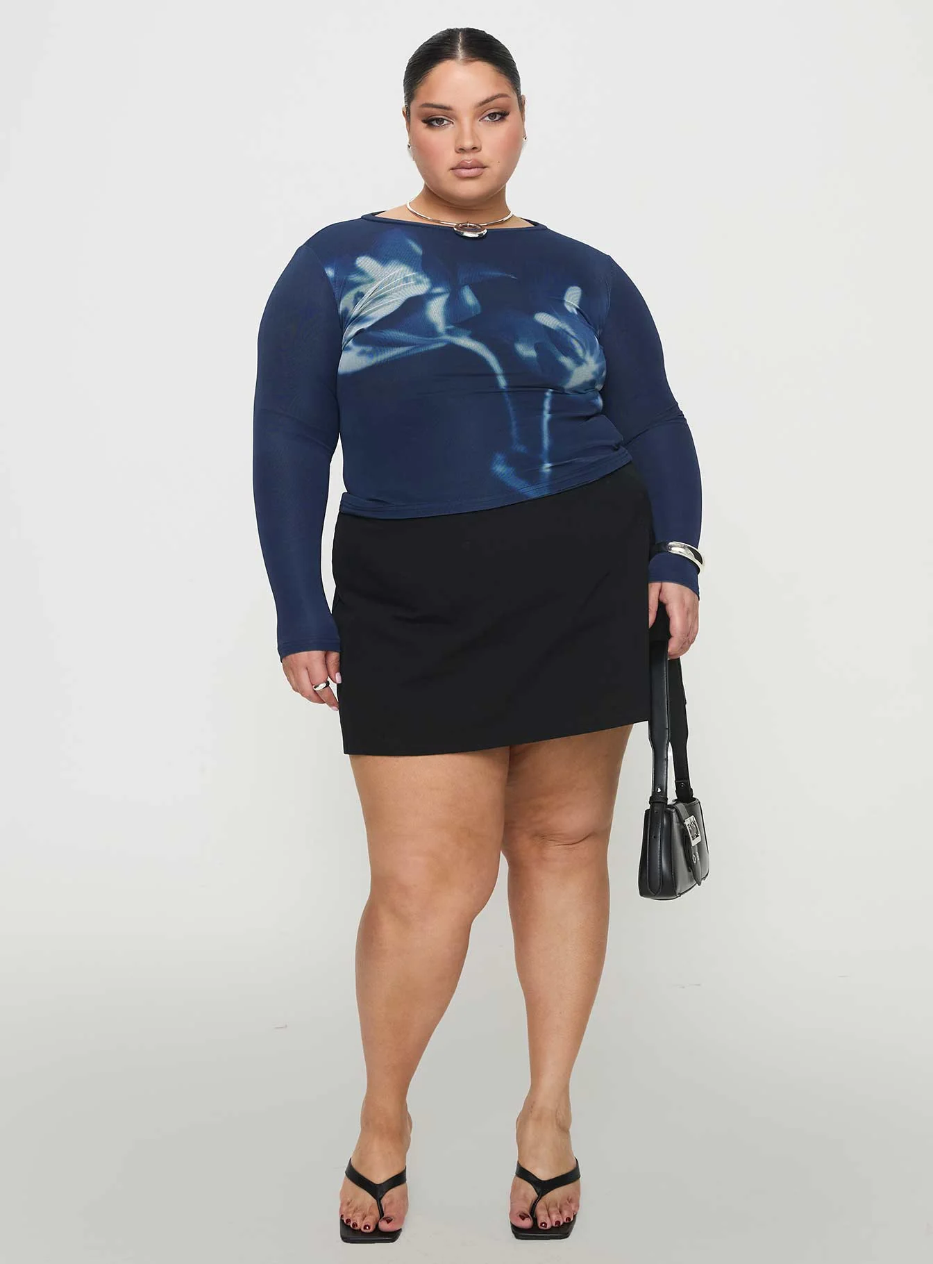 Raldor Long Sleeve Top Navy Curve - Image 3