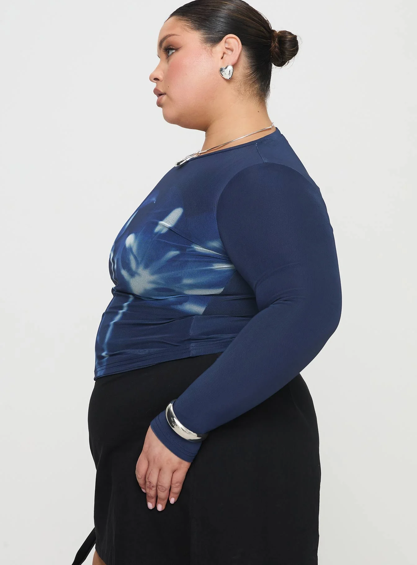 Raldor Long Sleeve Top Navy Curve - Image 4