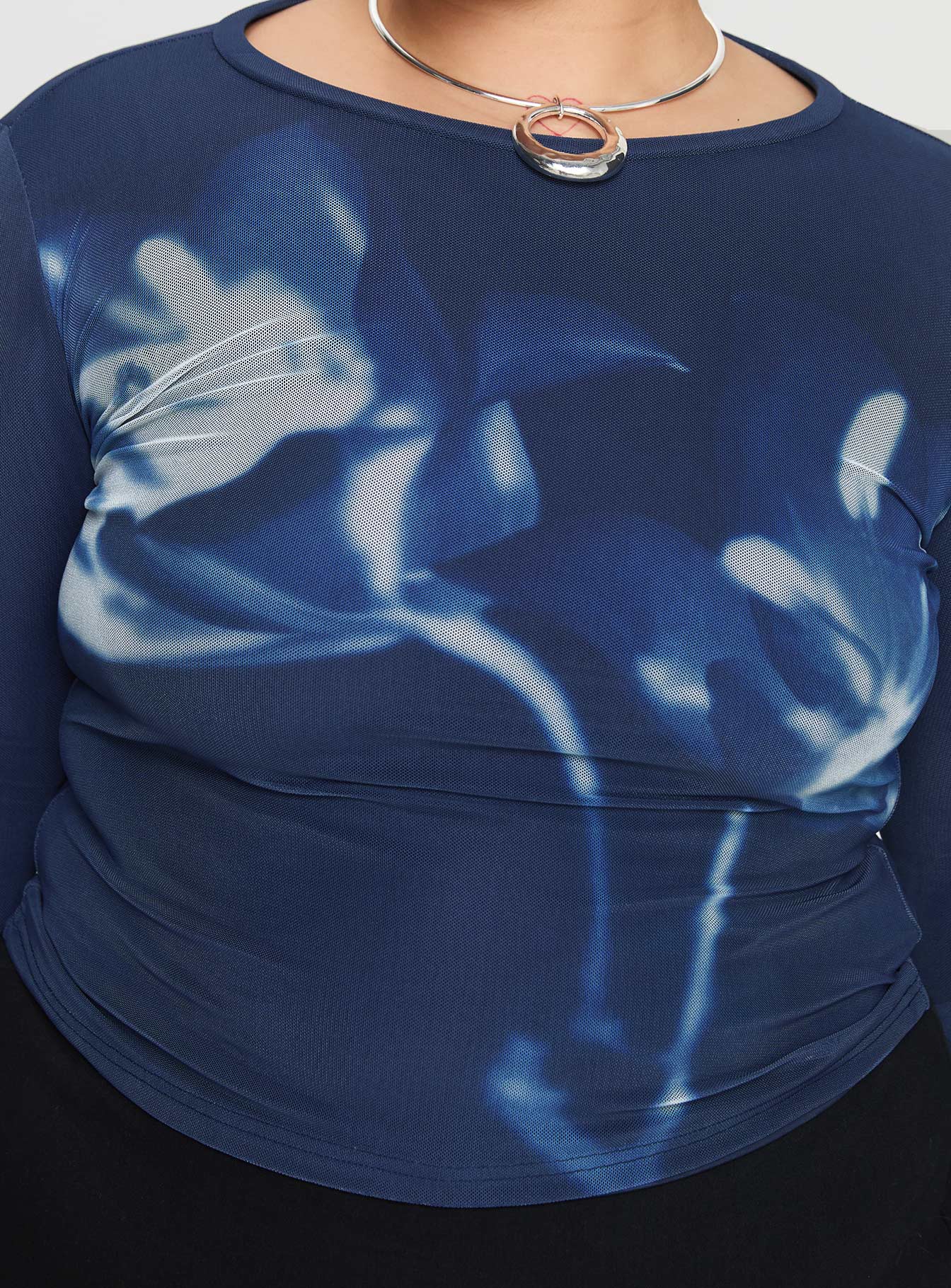 Raldor Long Sleeve Top Navy Curve - Image 6