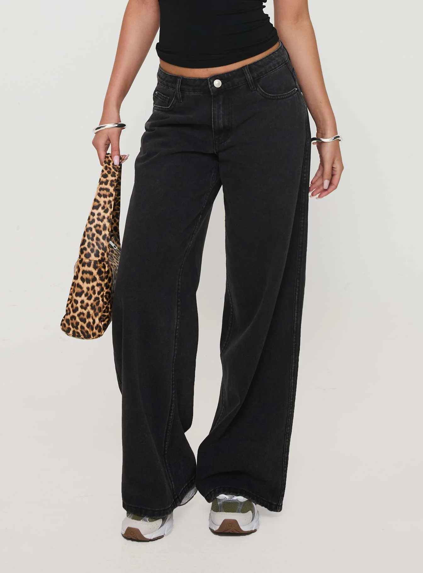 Ramos Low Rise Straight Leg Jeans Washed Black Petite - Image 2