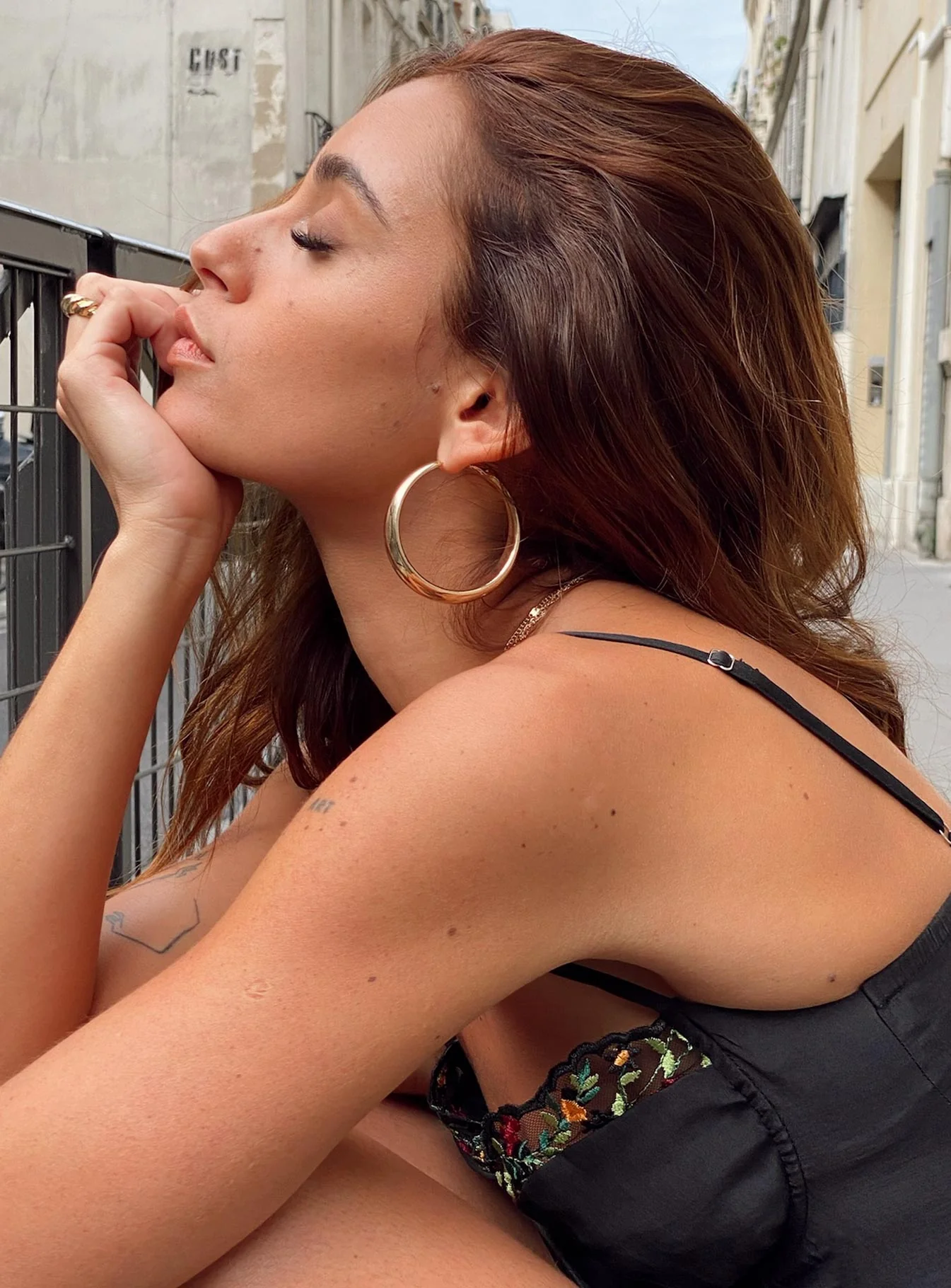 Raskin Hoop Earrings Gold - Image 4