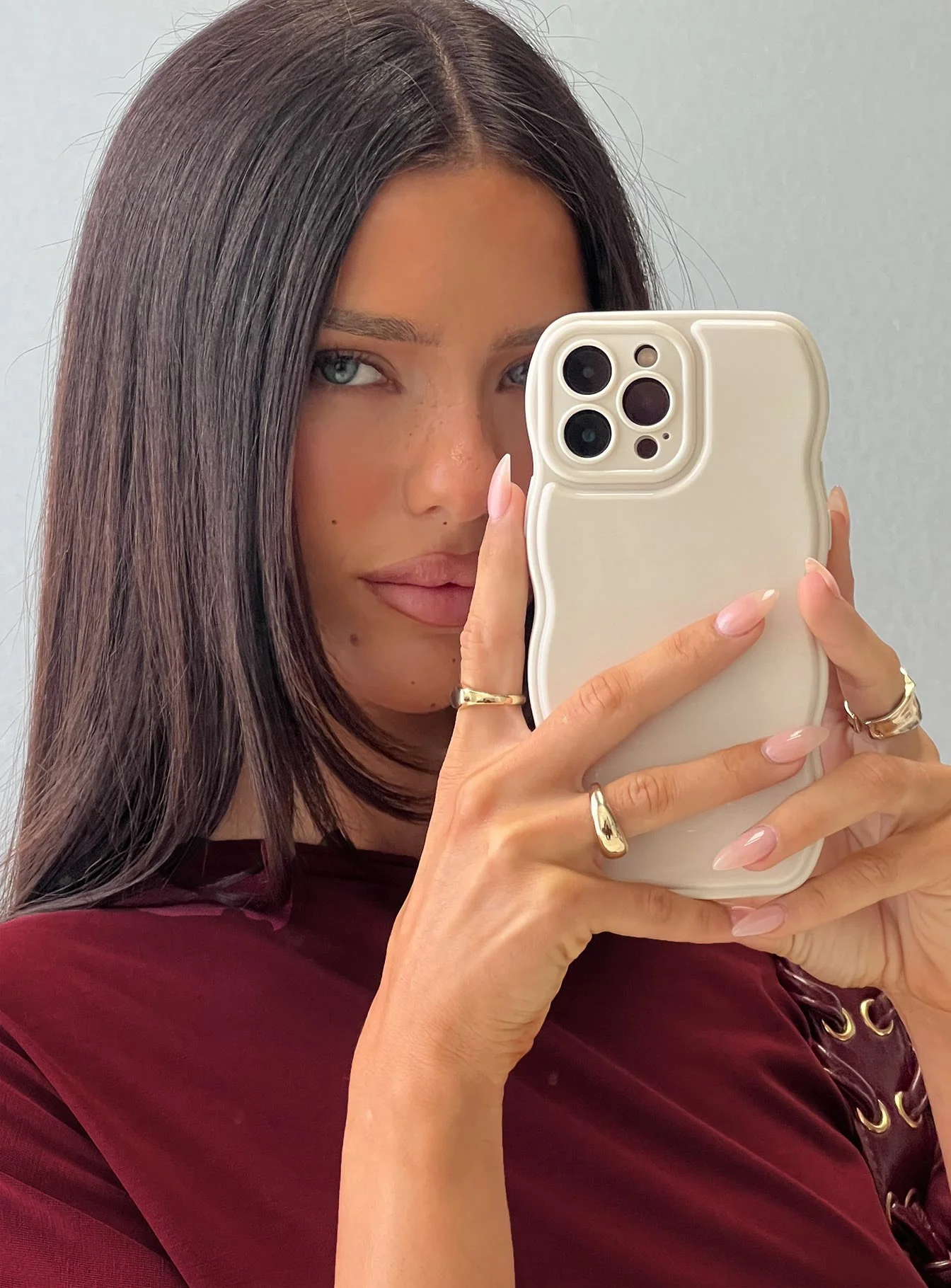 Ravenna iPhone Case Cream - Image 3