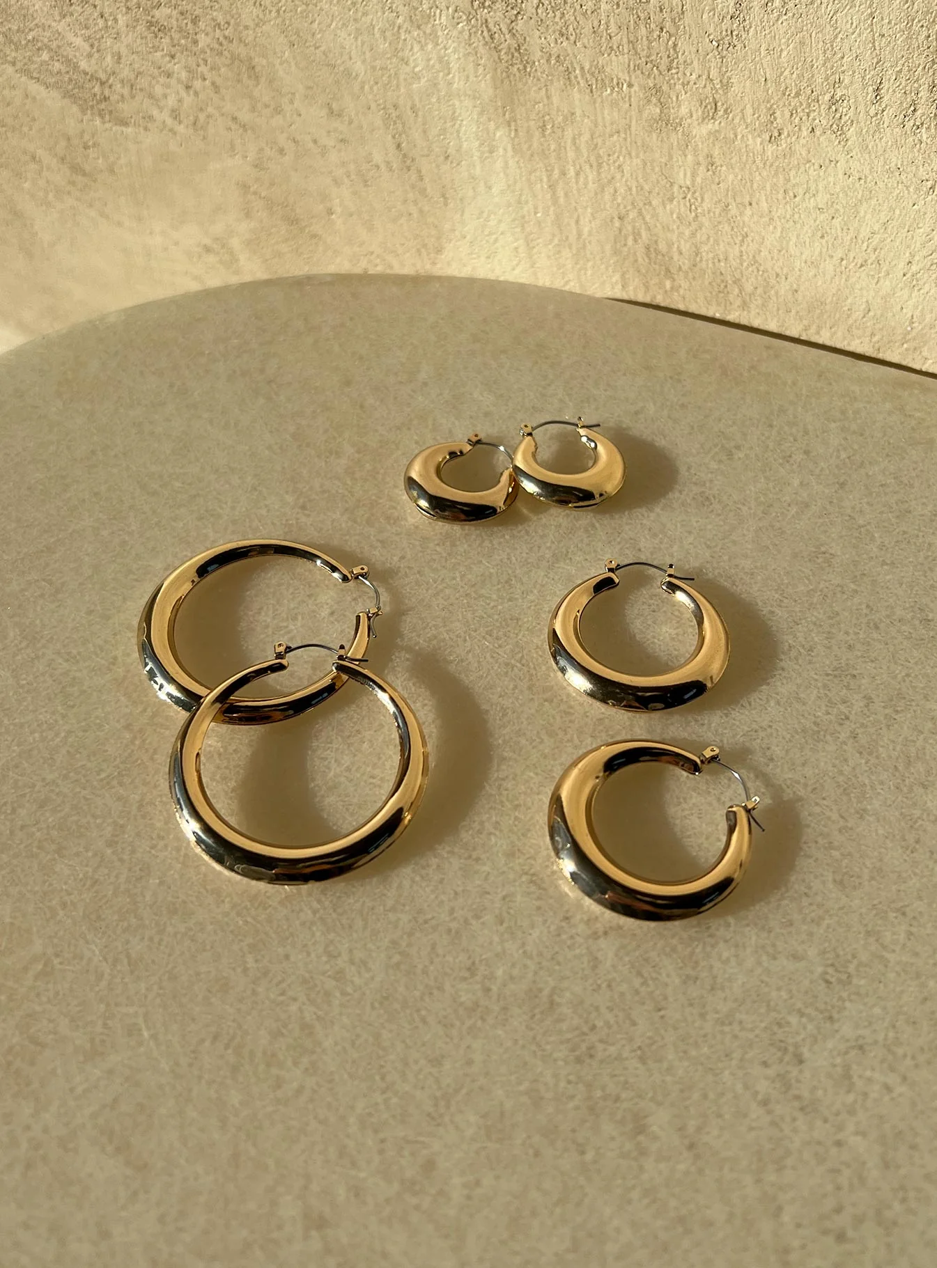 True Paradise Earring Set Gold - Image 3