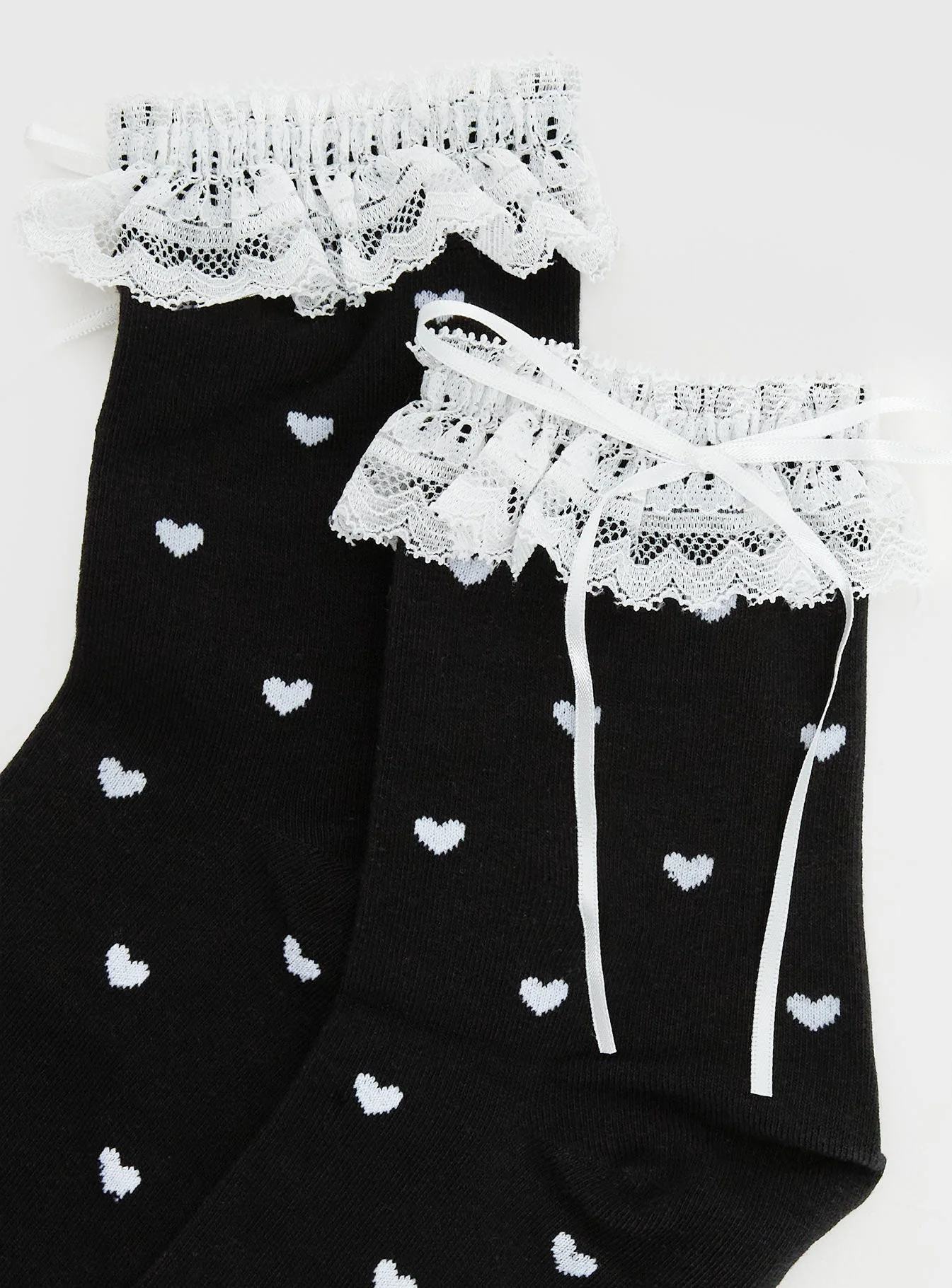 Reminisce Heart Detail Socks Black / White - Image 3