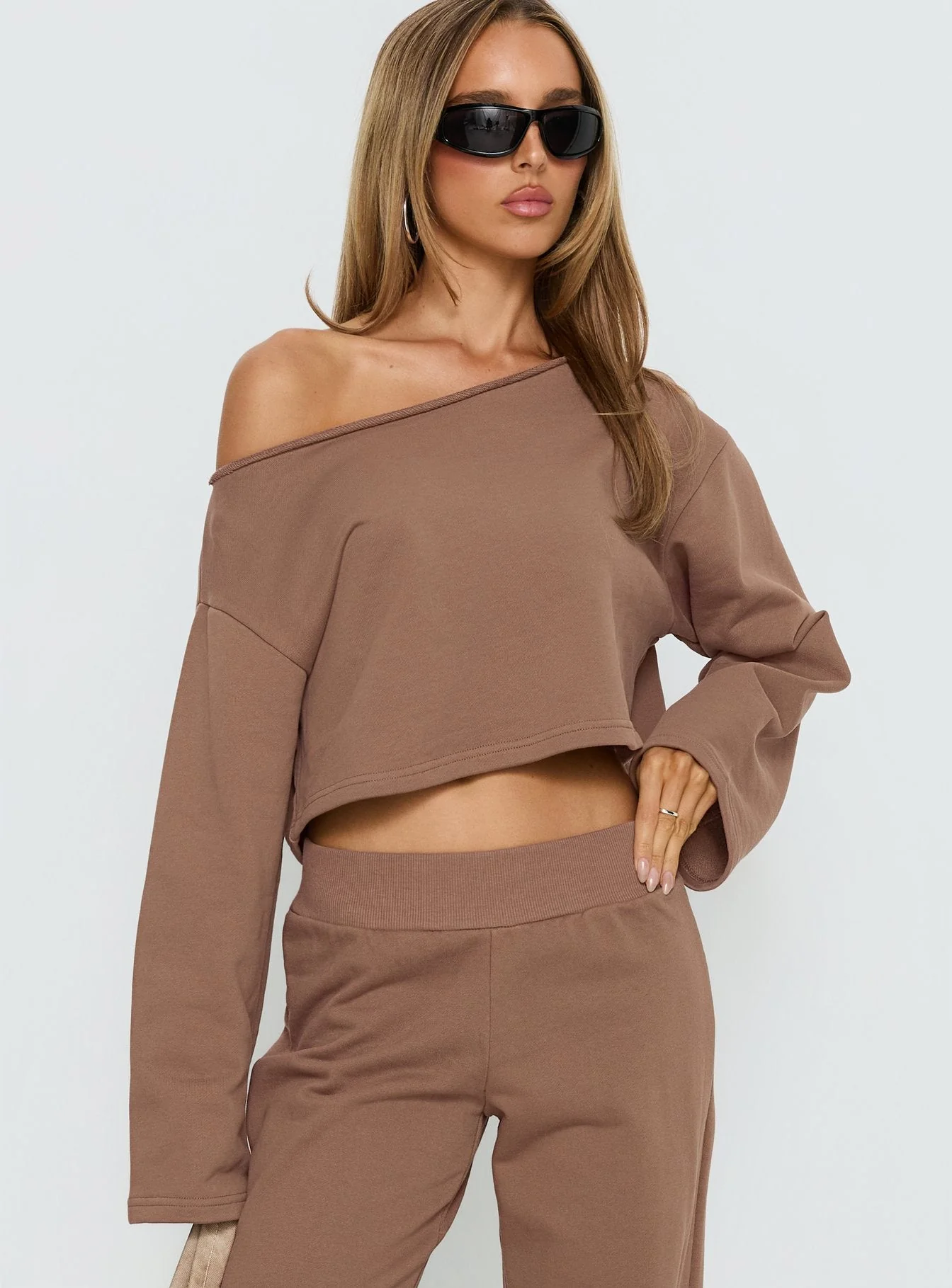 Retreat Raw Edge Off Shoulder Jumper Cocoa - Image 2