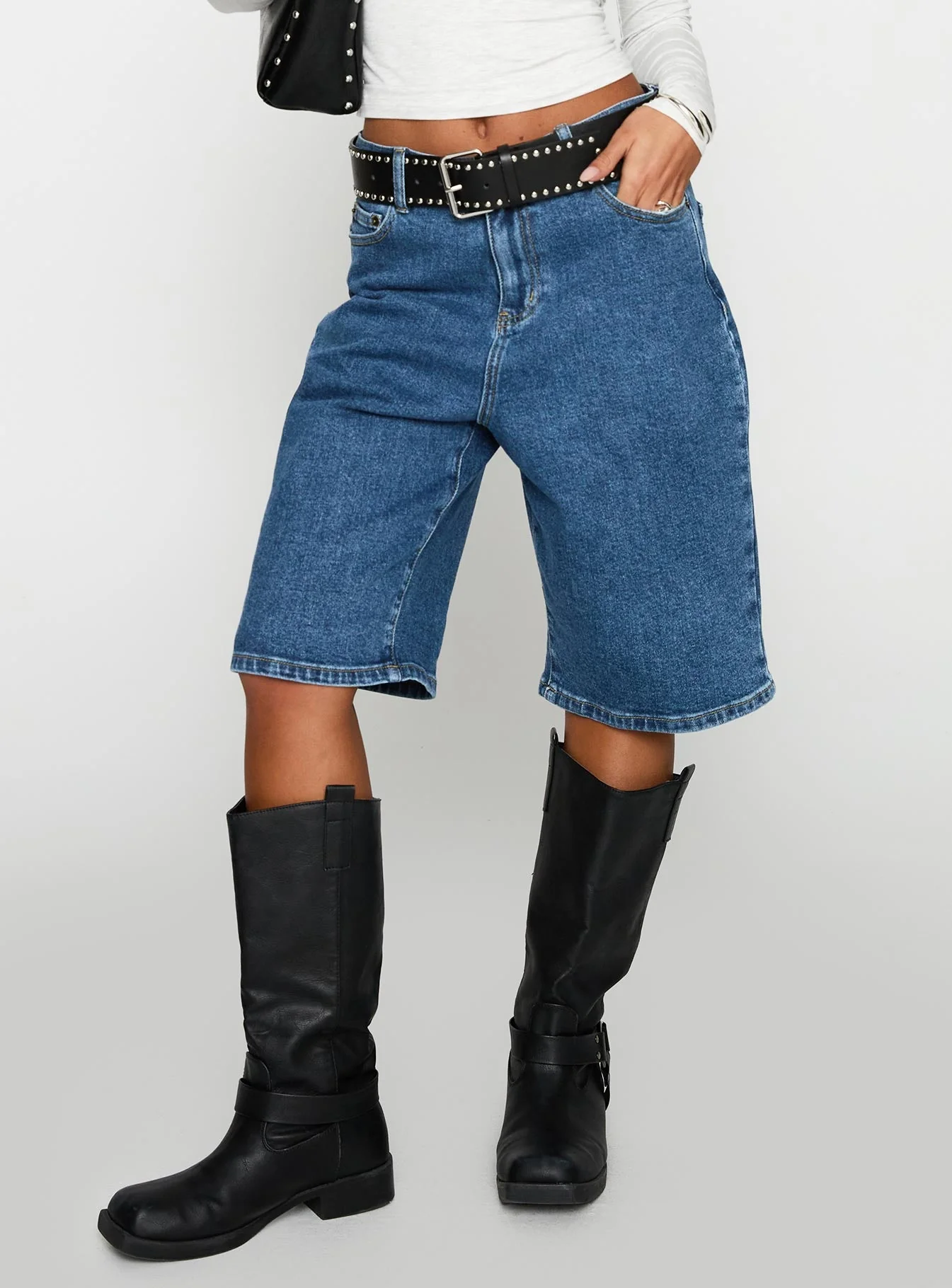 Retro Dream Mid Rise Longline Denim Shorts Mid Wash - Image 2