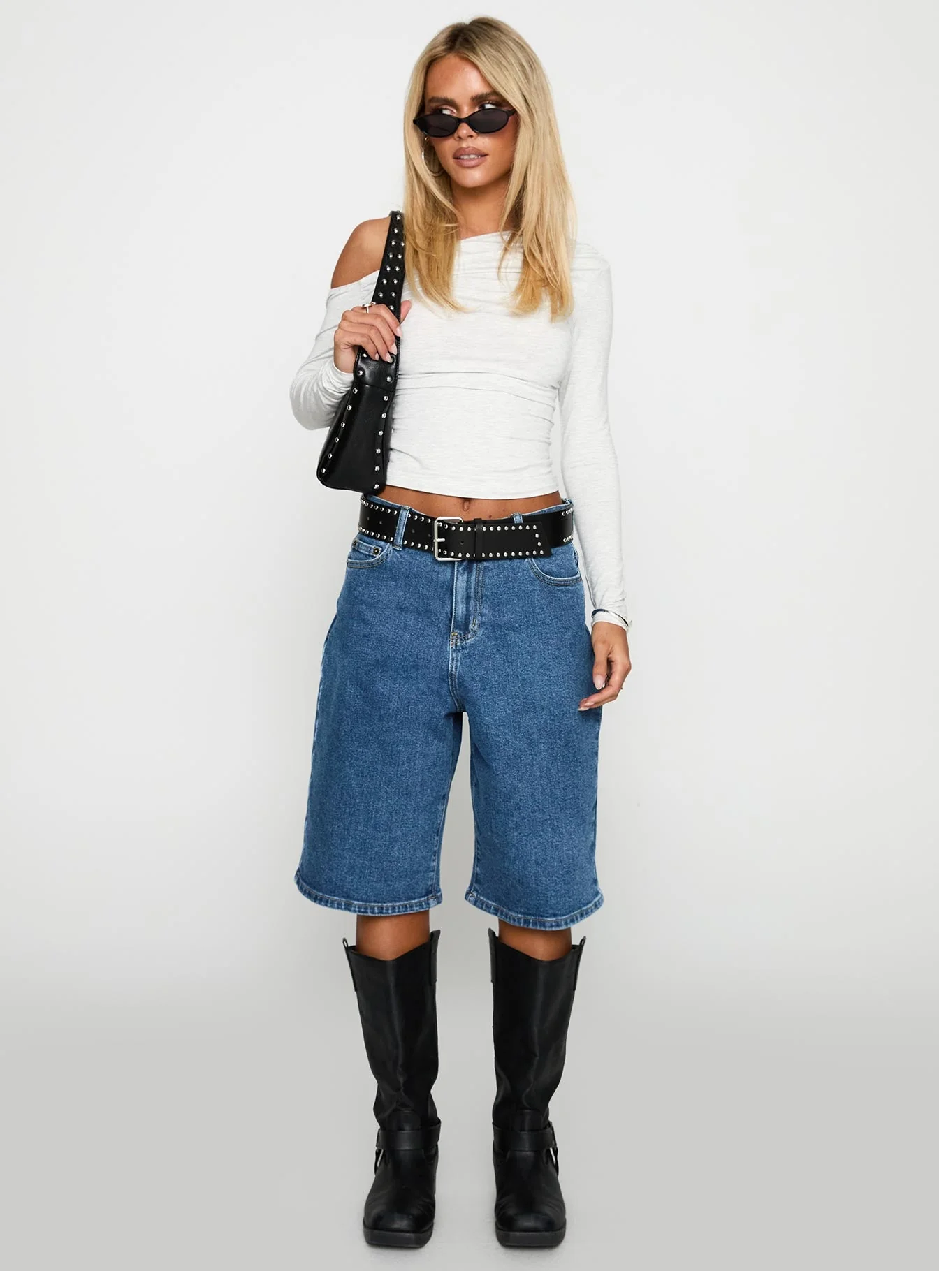 Retro Dream Mid Rise Longline Denim Shorts Mid Wash - Image 3