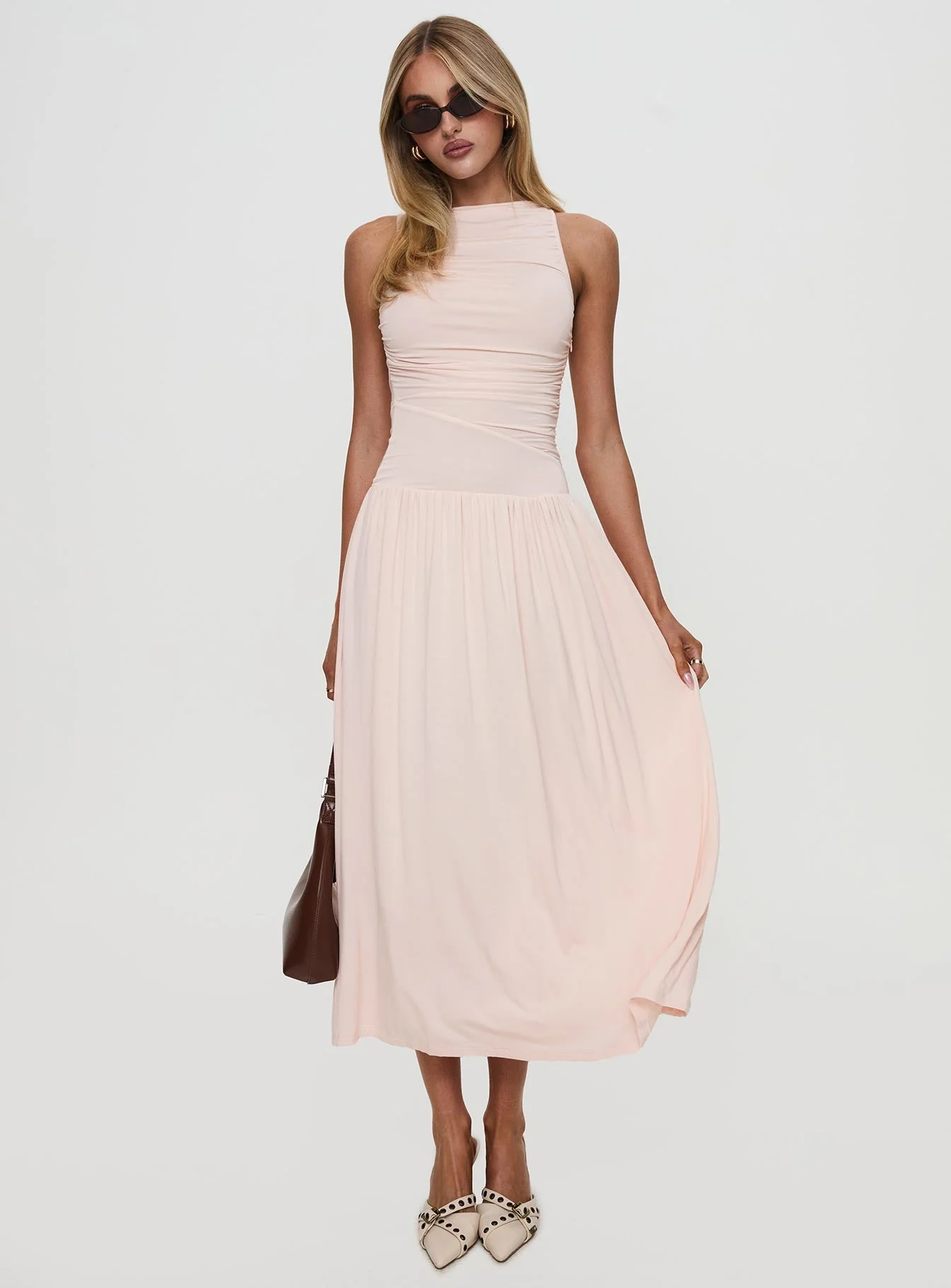 Reveur Ruched Maxi Dress Pink - Image 2