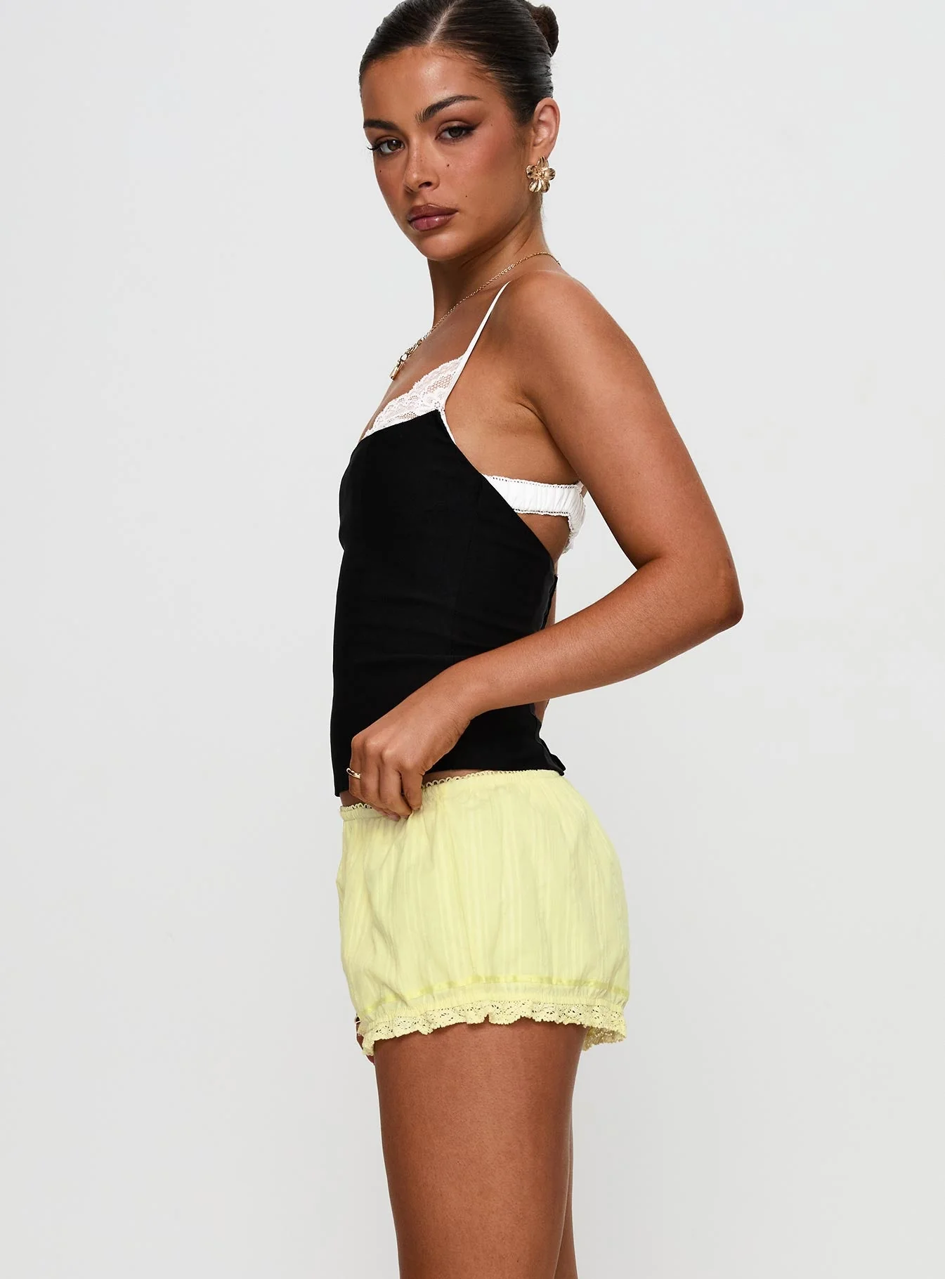 Rhubarb Lace Shorts Lemon Yellow - Image 4