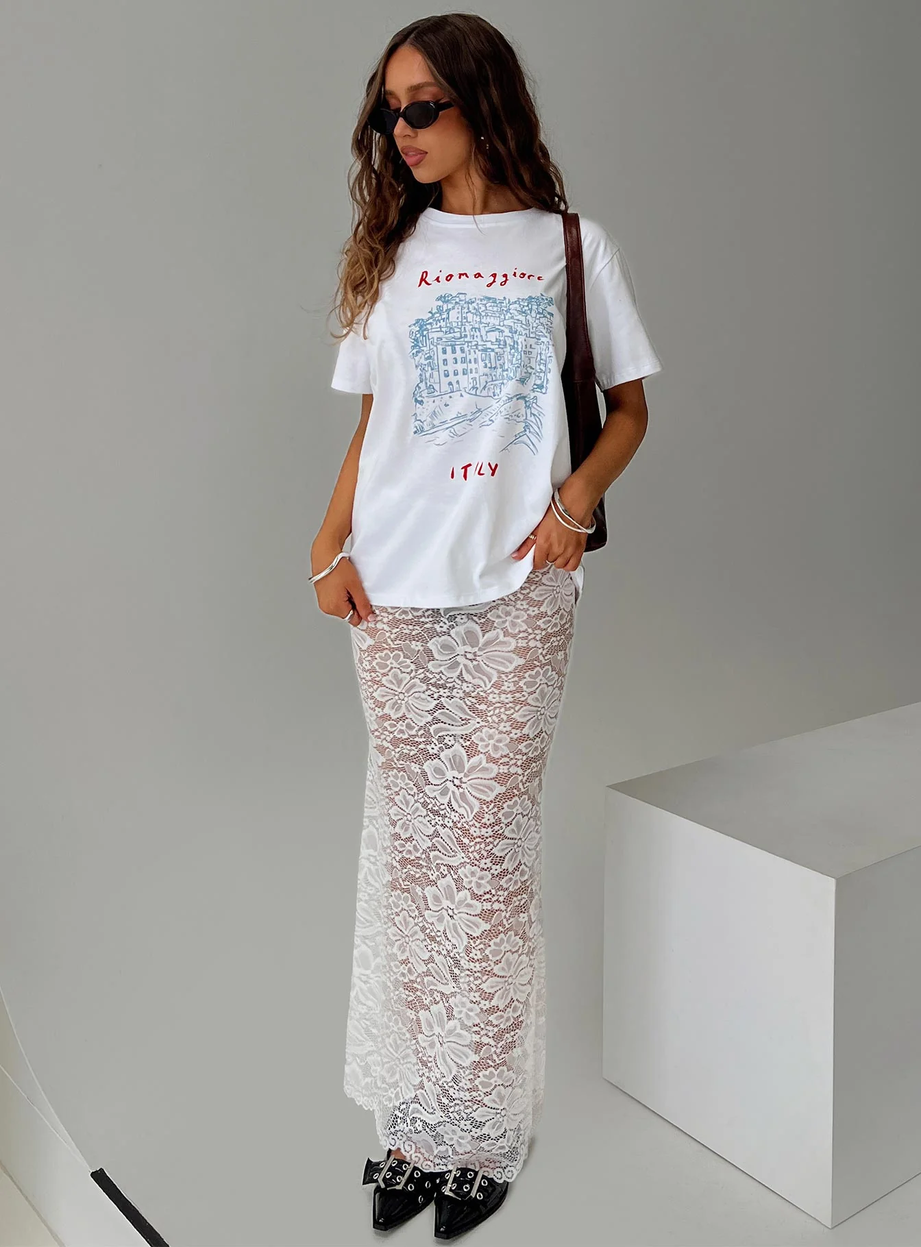 Riomaggiore Oversized Tee White - Image 8