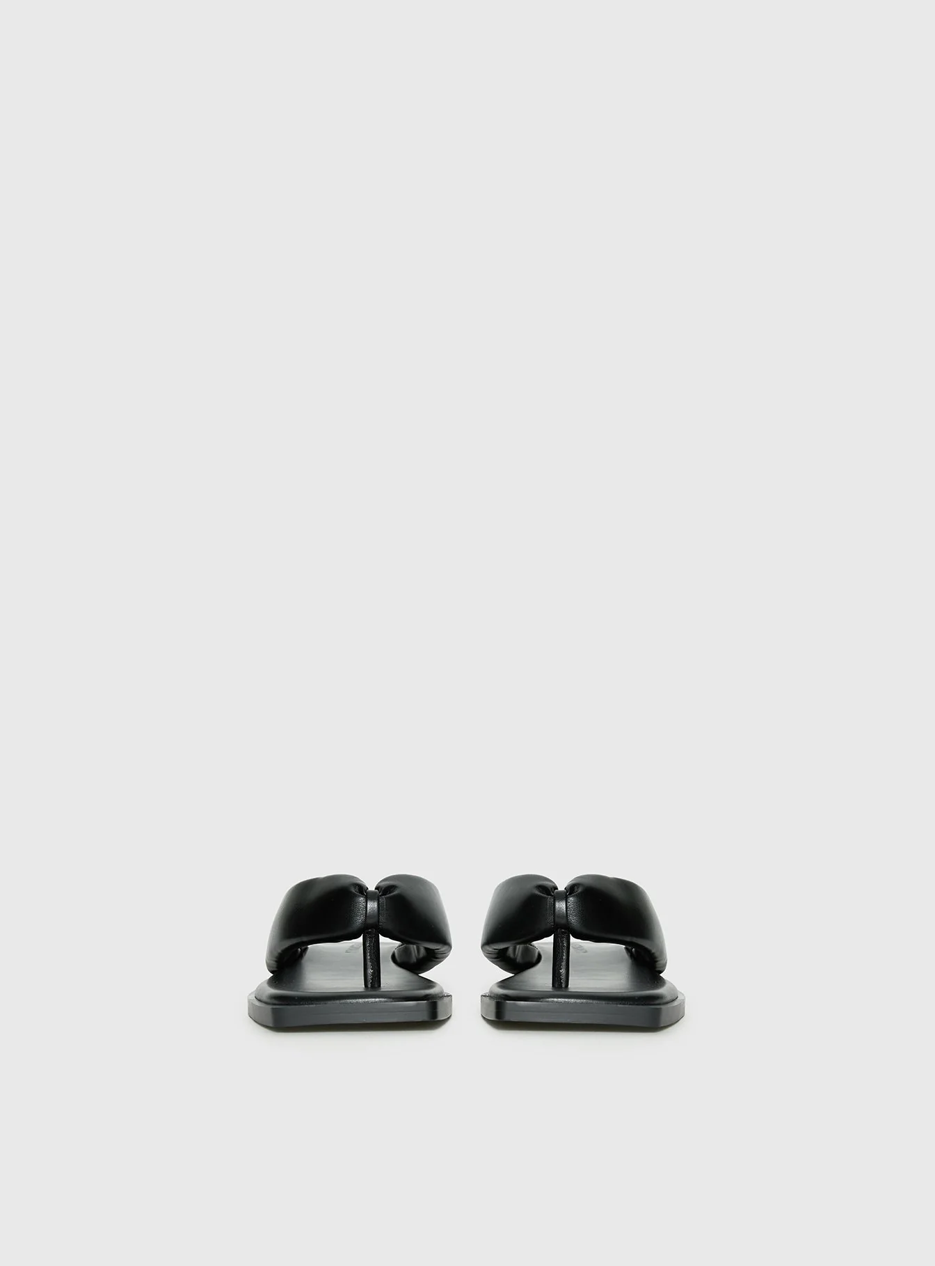 Rylin Puff Thong Sandals Black - Image 3