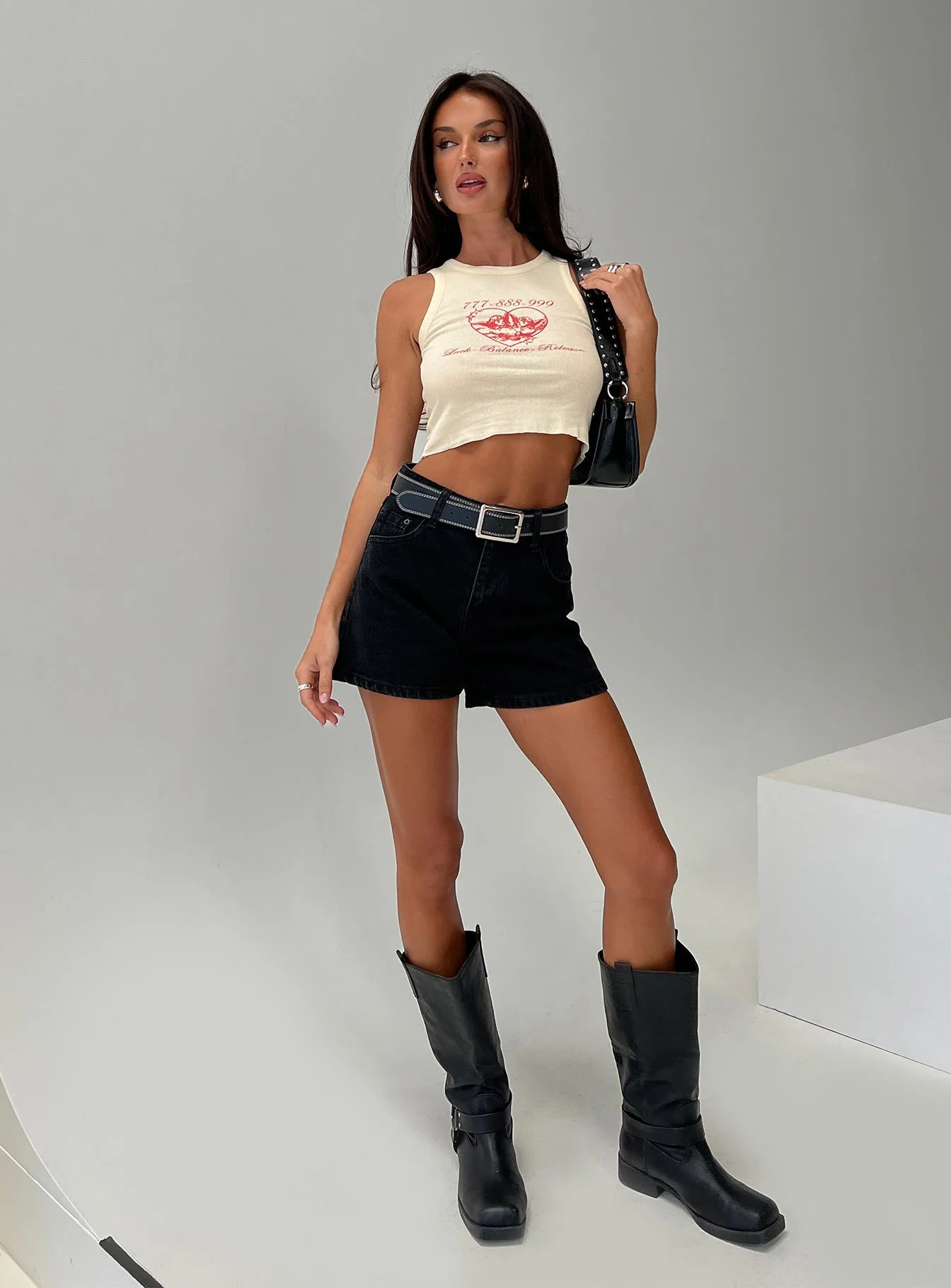 Saldana Shorts Washed Black Denim - Image 8