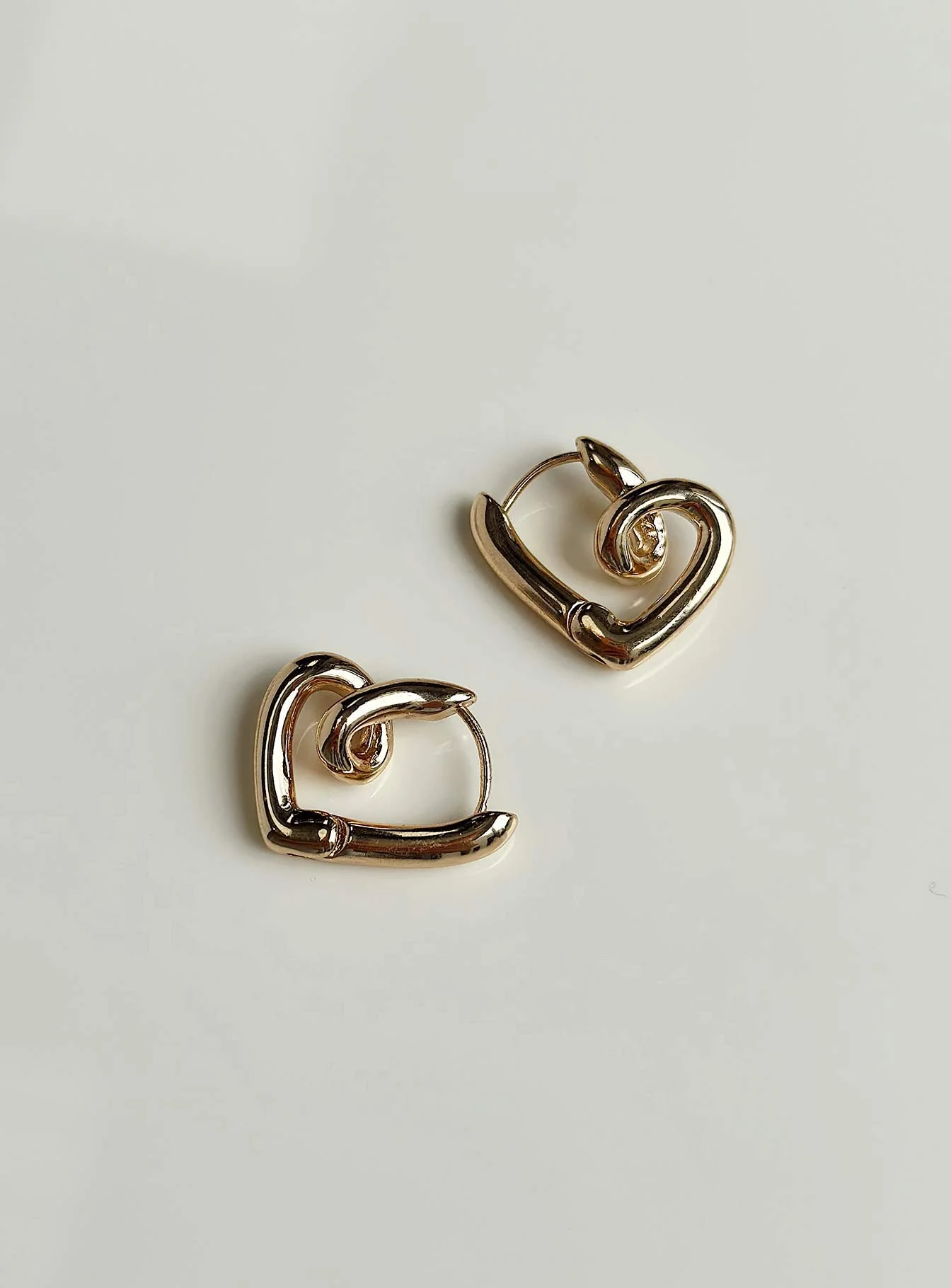 Samanta Earrings Gold - Image 3