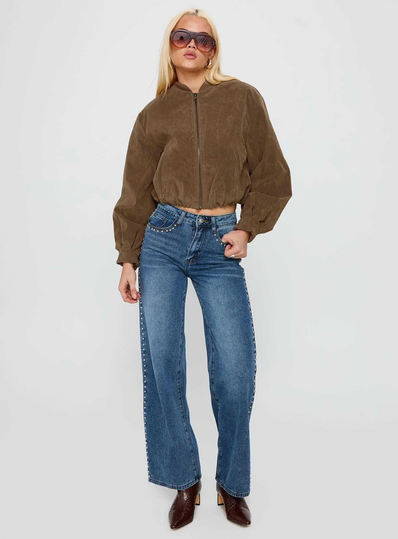 Saving Up Mid Rise Straight Leg Studded Jeans Mid Blue - Image 3