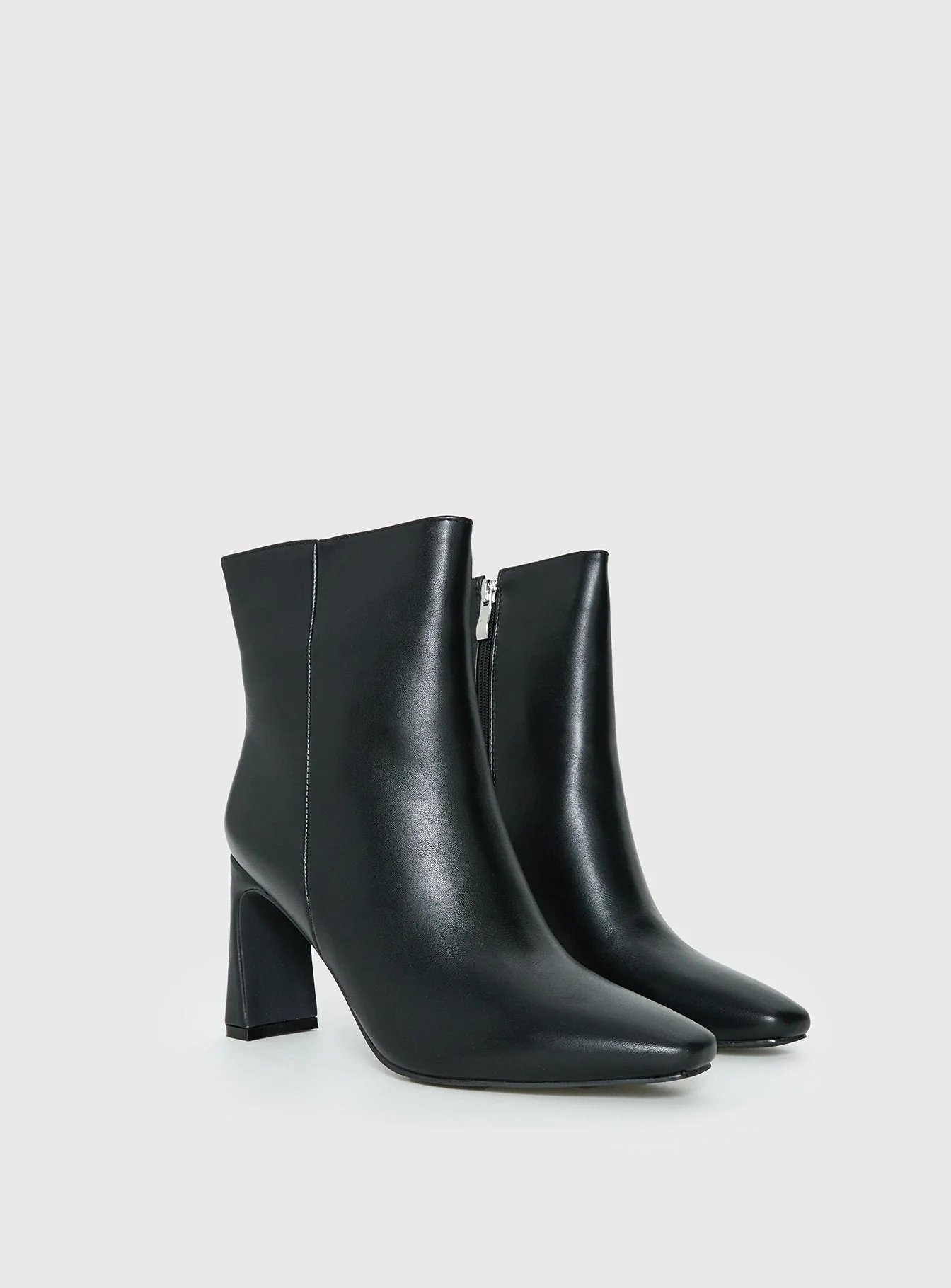 Sawyer Ankle Boots Black - Image 2