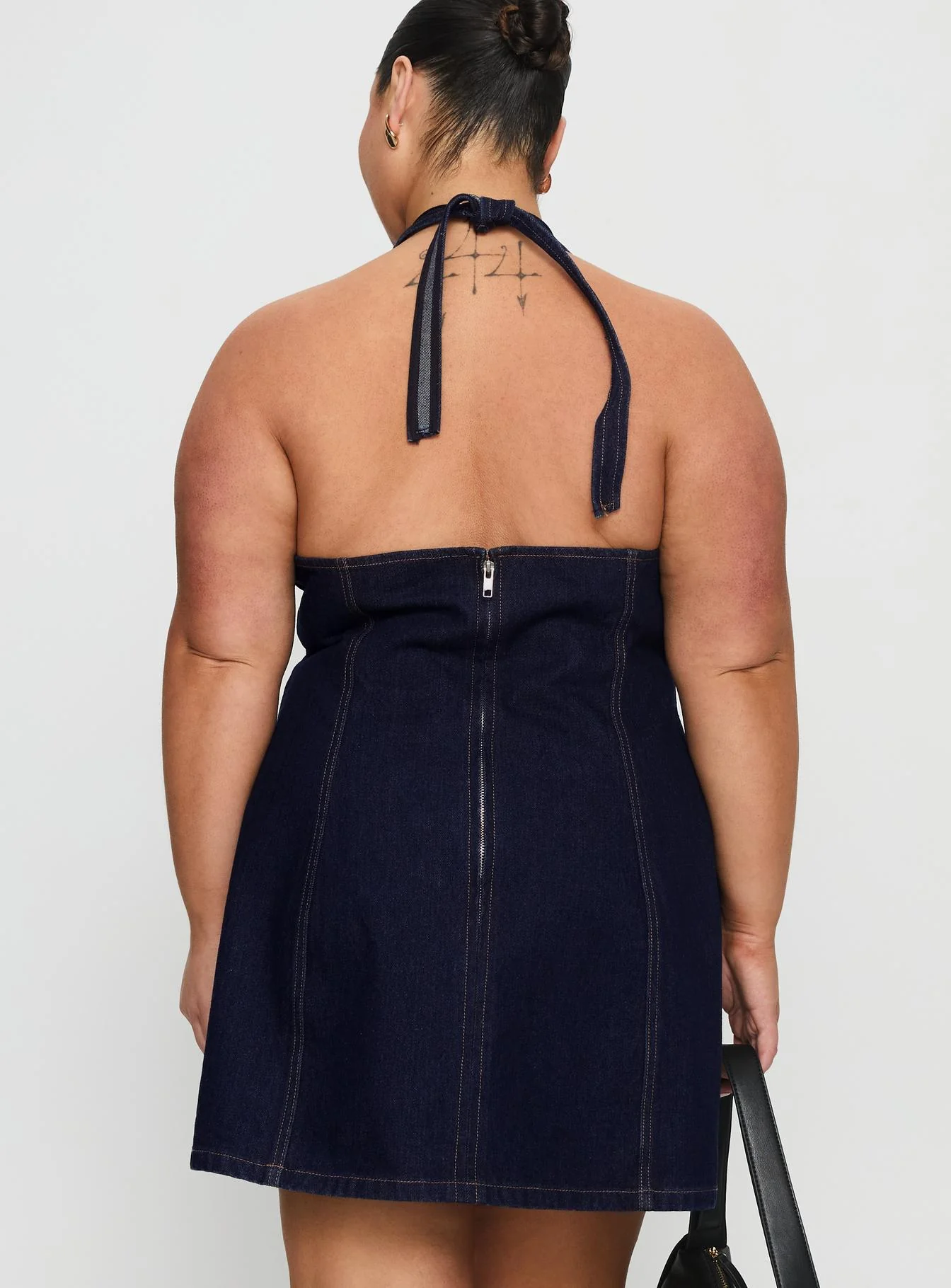 Say Goodnight Denim Halter Mini Dress Mid Wash Curve - Image 5