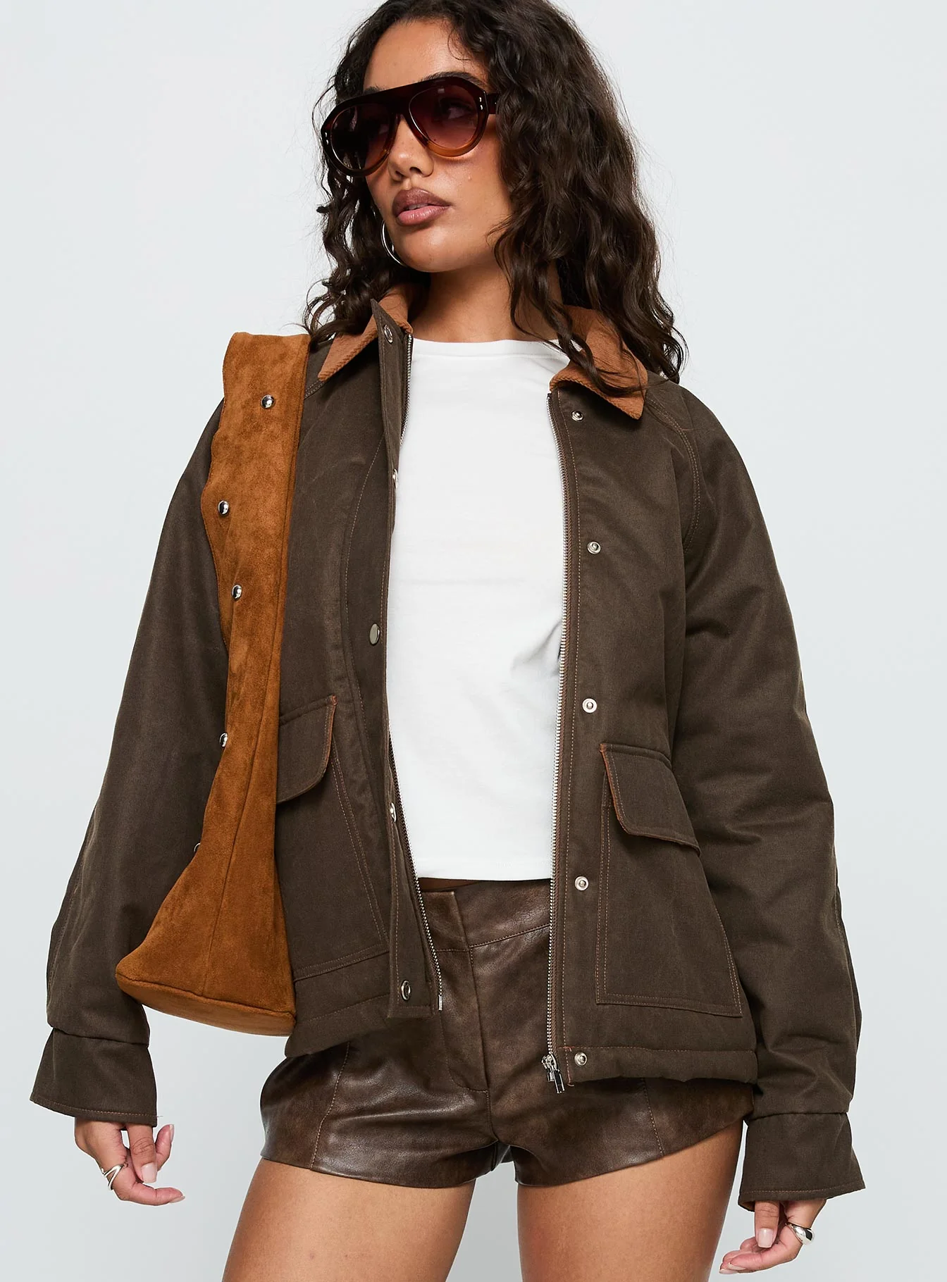 Shadow Phase Jacket Brown - Image 2