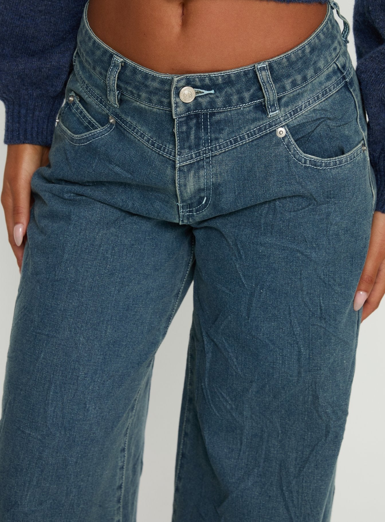 Shanna Relaxed Low Rise Jeans Acid Raw Wash - Image 6