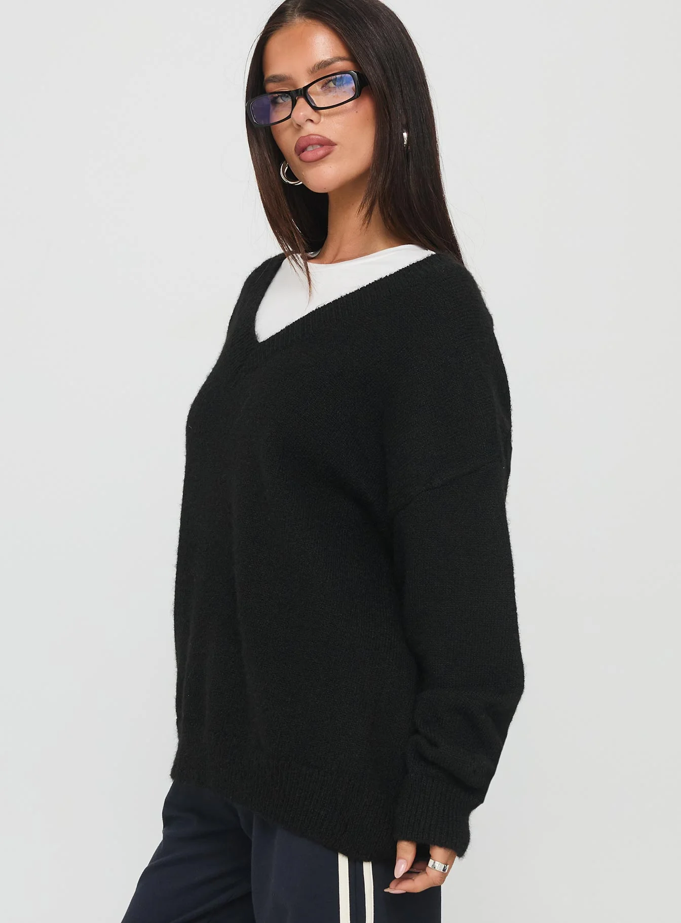Stay The Night V Neck Knit Sweater Black - Image 4