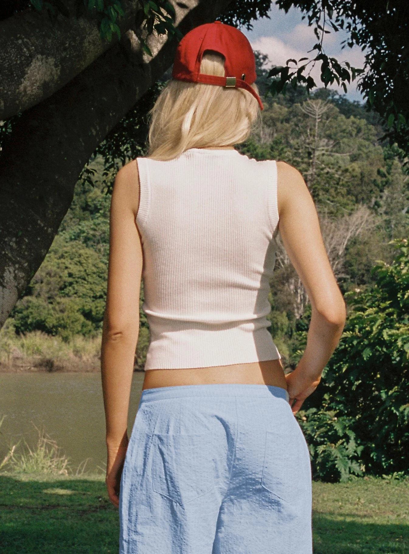 Suzu Sleeveless Knit Top White - Image 4