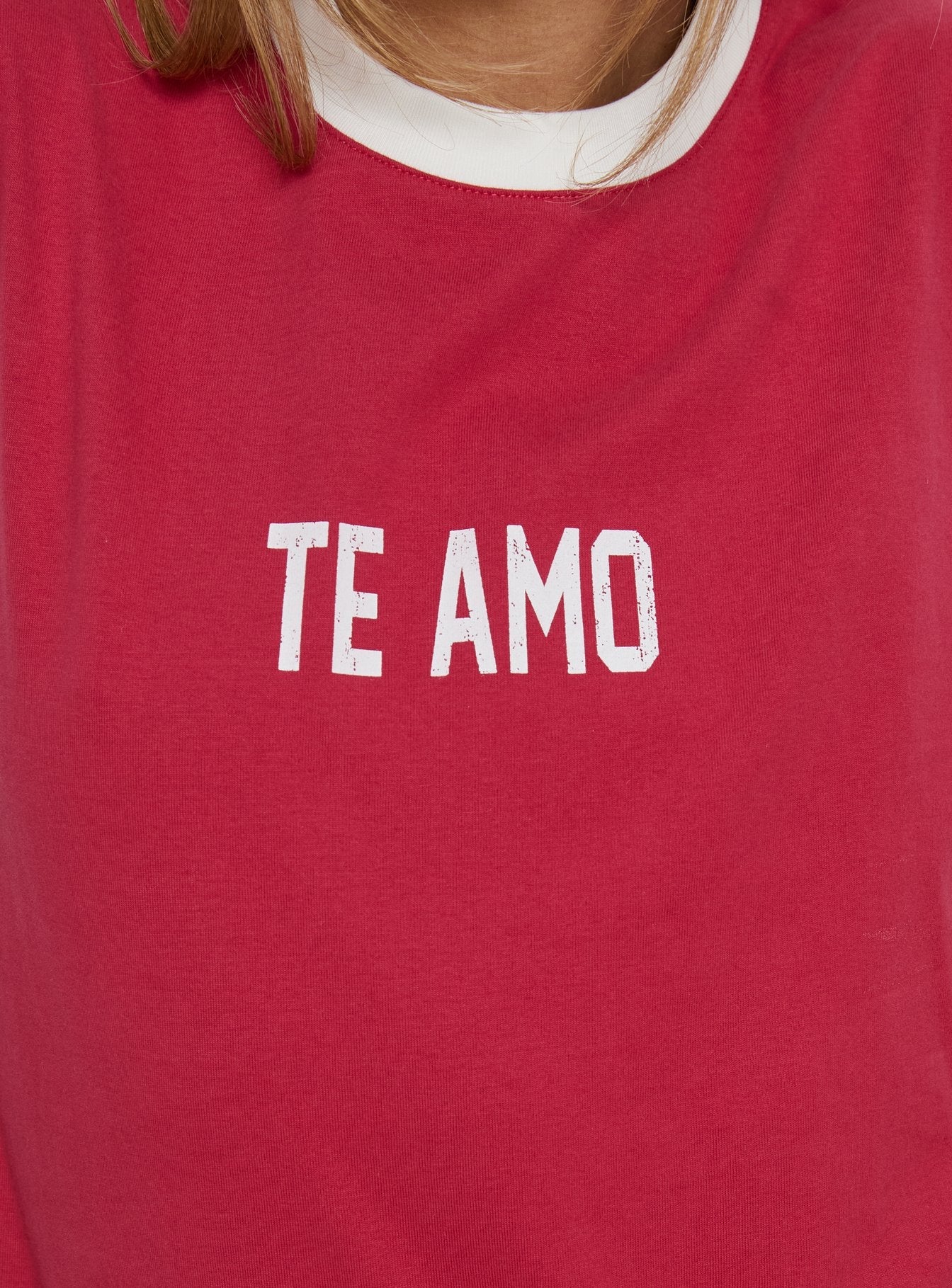 Te Amo Tee Crimson - Image 6