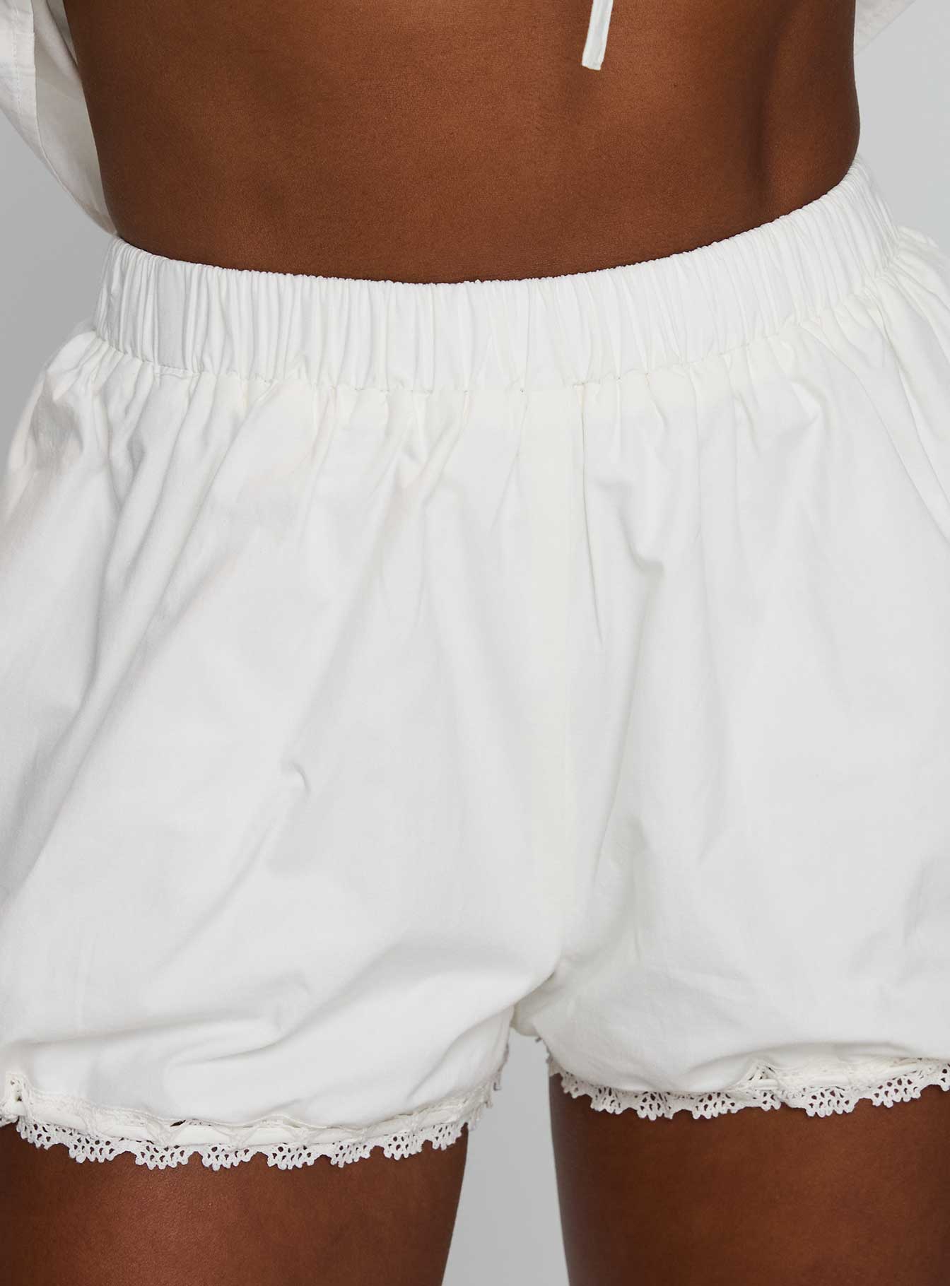 That Smile Tie Detail Set White - Image 6