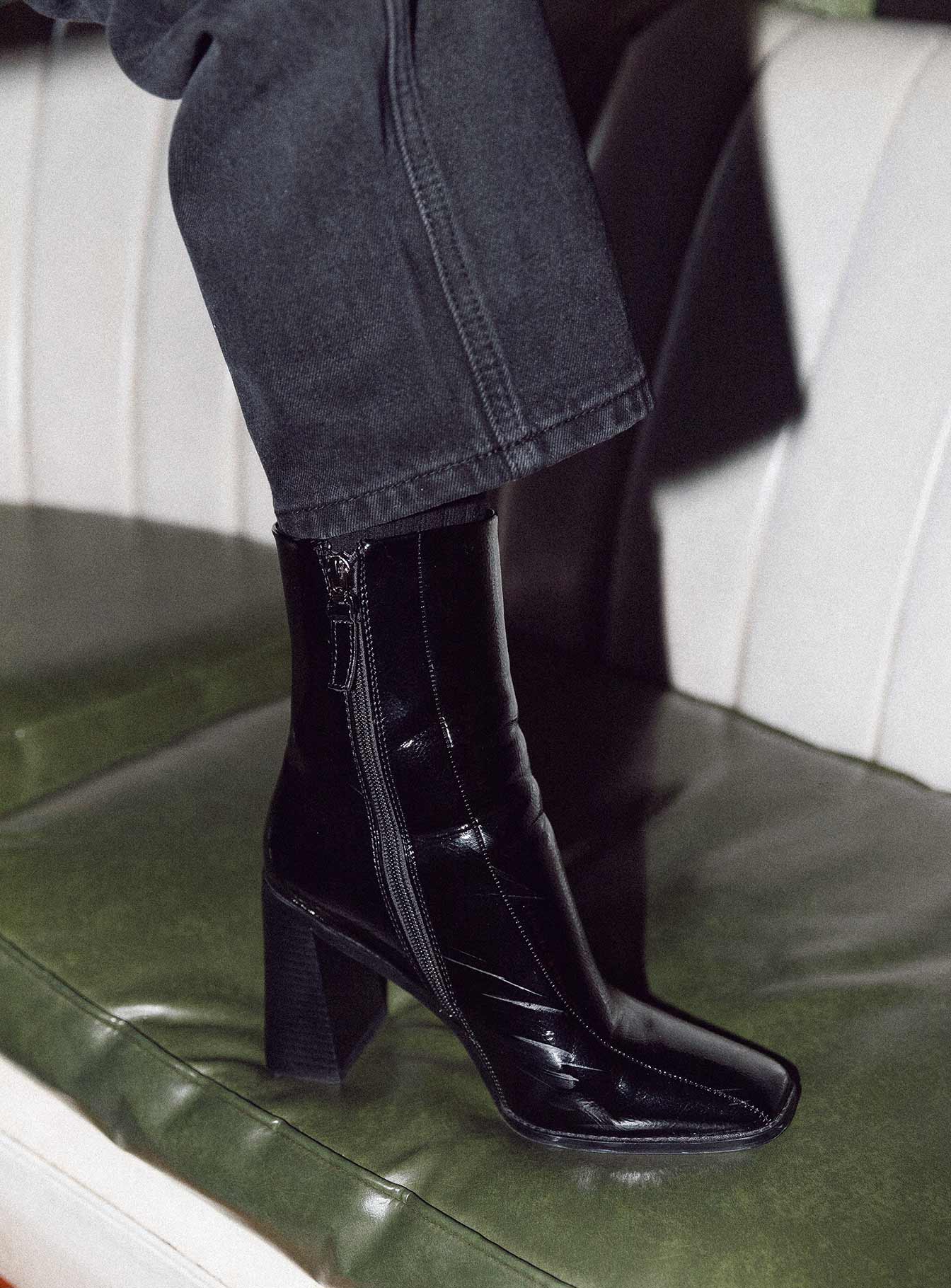 The Kia Boots Black - Image 7