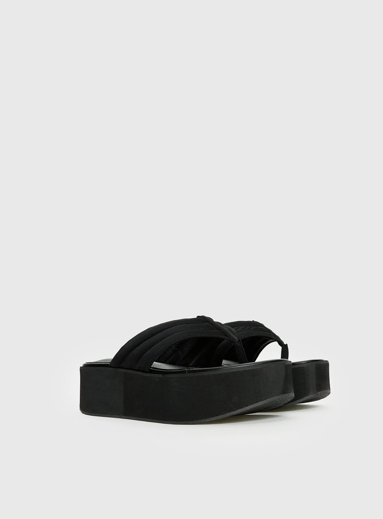 Therapy Bri Platform Thong Sandals Black - Image 2