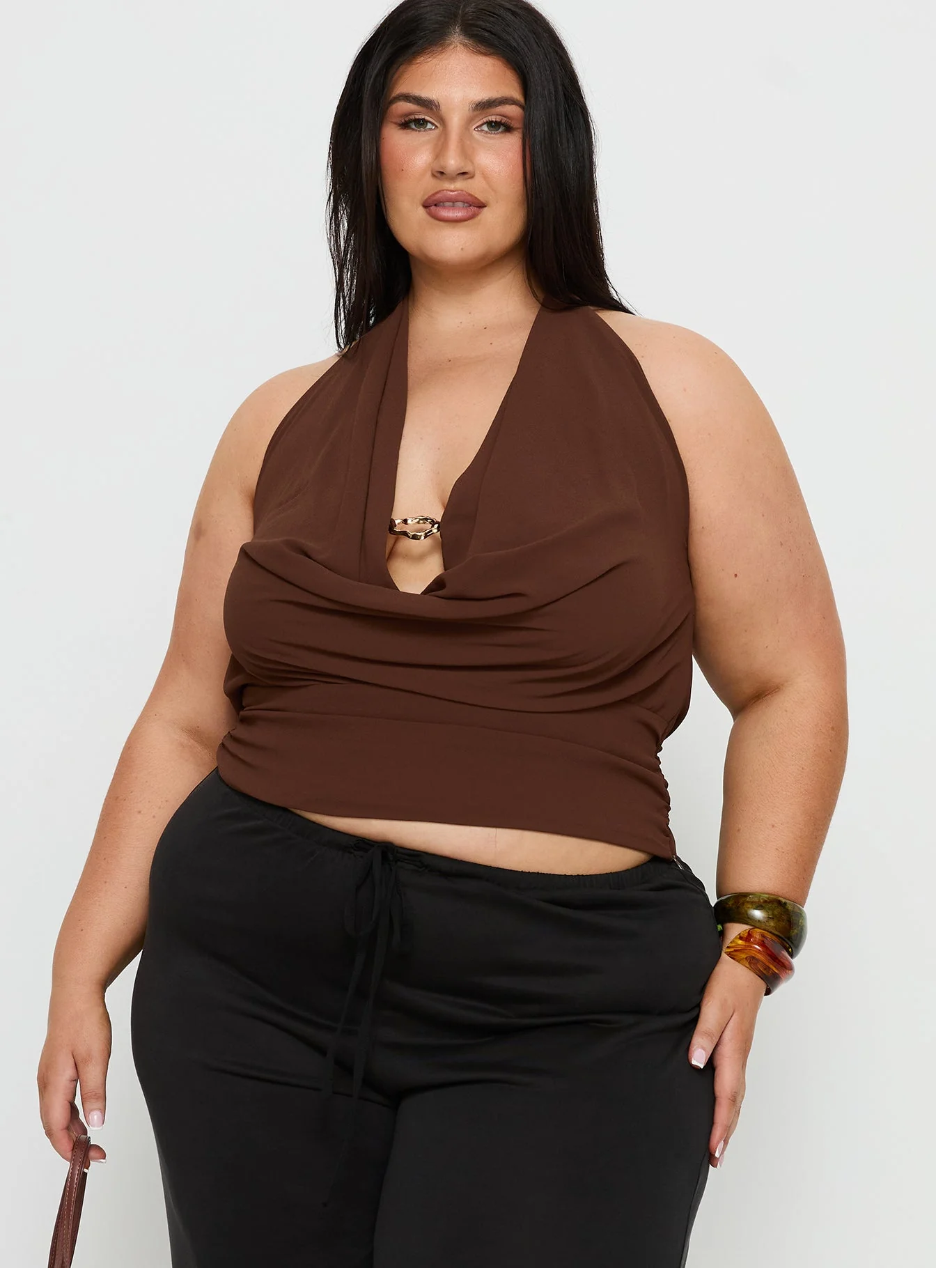 Treat You Better Plunge Hardware Detail Top Chocolate Curve - Image 2